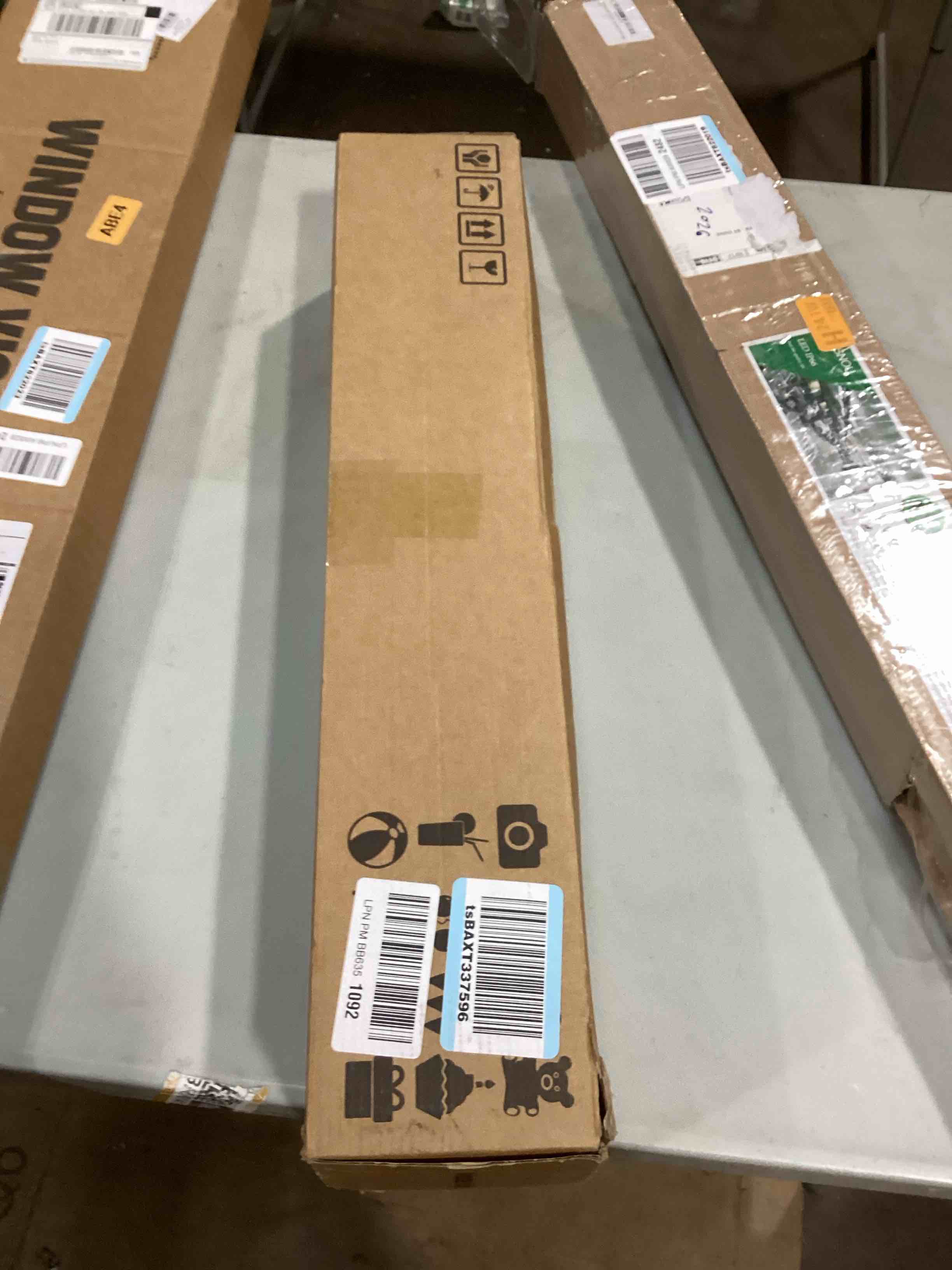 https://s3.amazonaws.com/lotting-images-prod/bidfta/TEA1702943_1732201775907.jpeg
