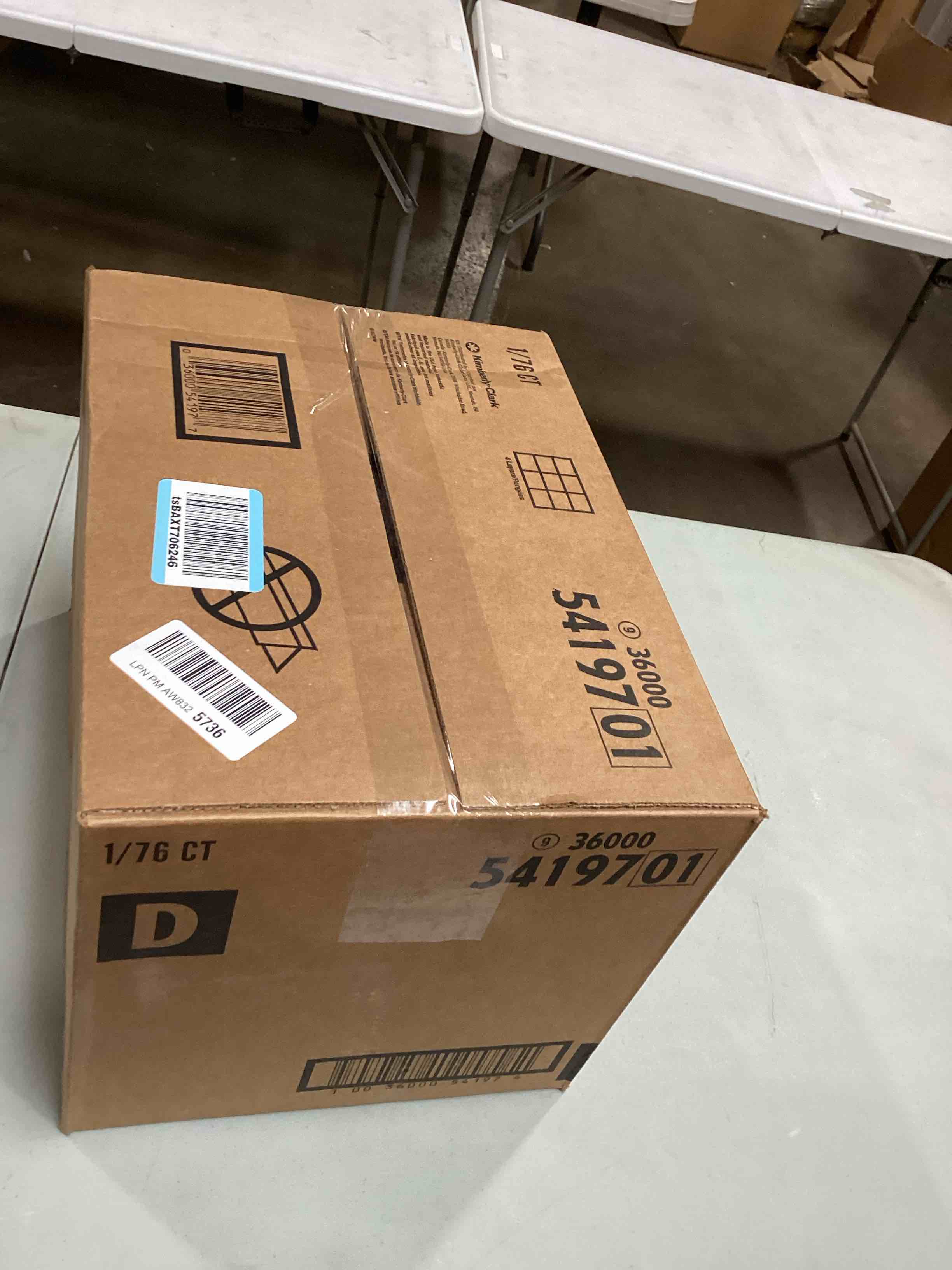 https://s3.amazonaws.com/lotting-images-prod/bidfta/TEA1703460_1732552497718.jpeg