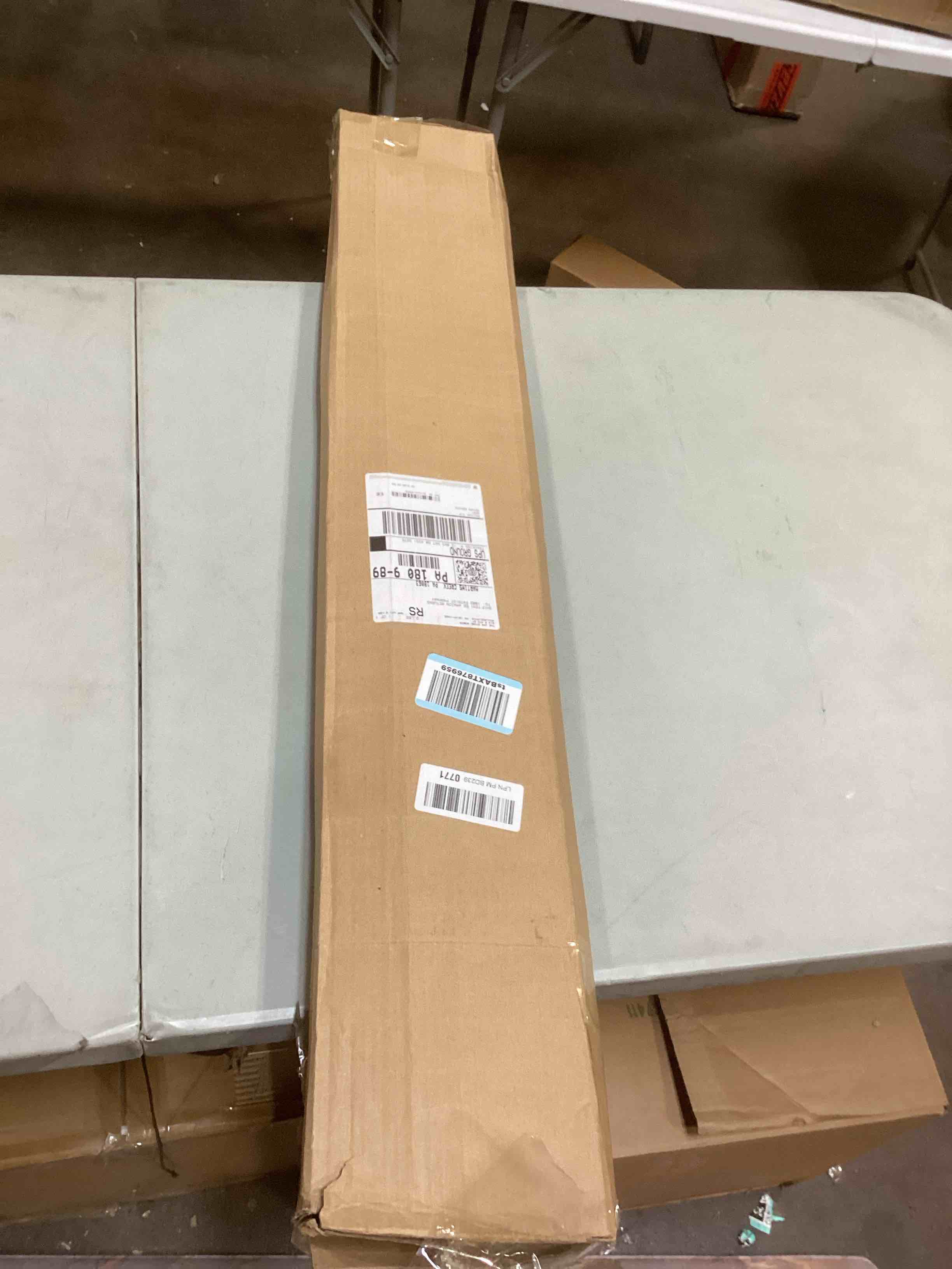 https://s3.amazonaws.com/lotting-images-prod/bidfta/TEA1703570_1732641052947.jpeg