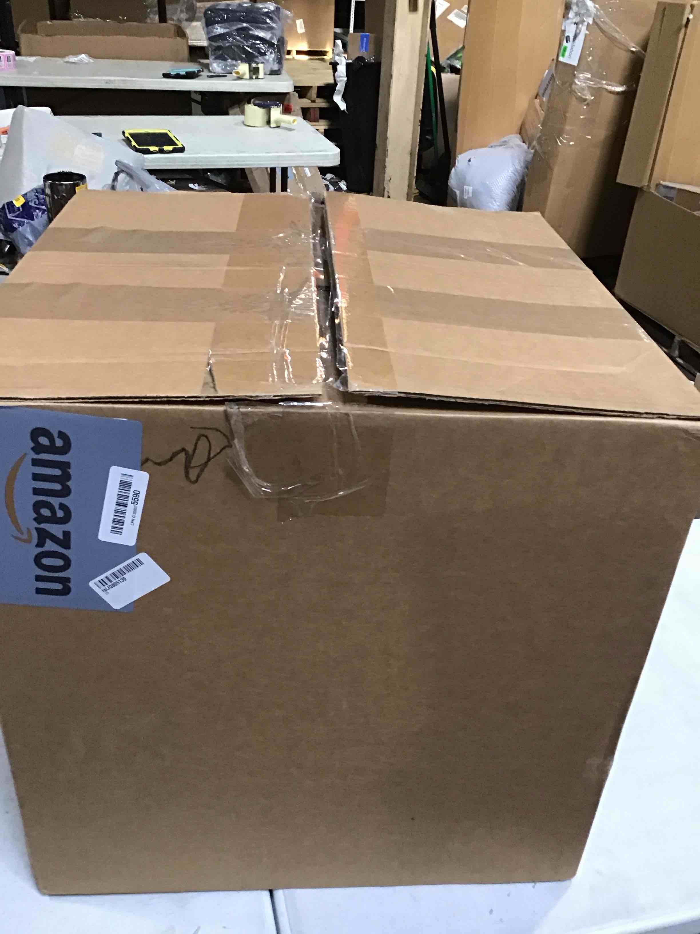 https://s3.amazonaws.com/lotting-images-prod/bidfta/TEA1704593_1733421581793.jpeg