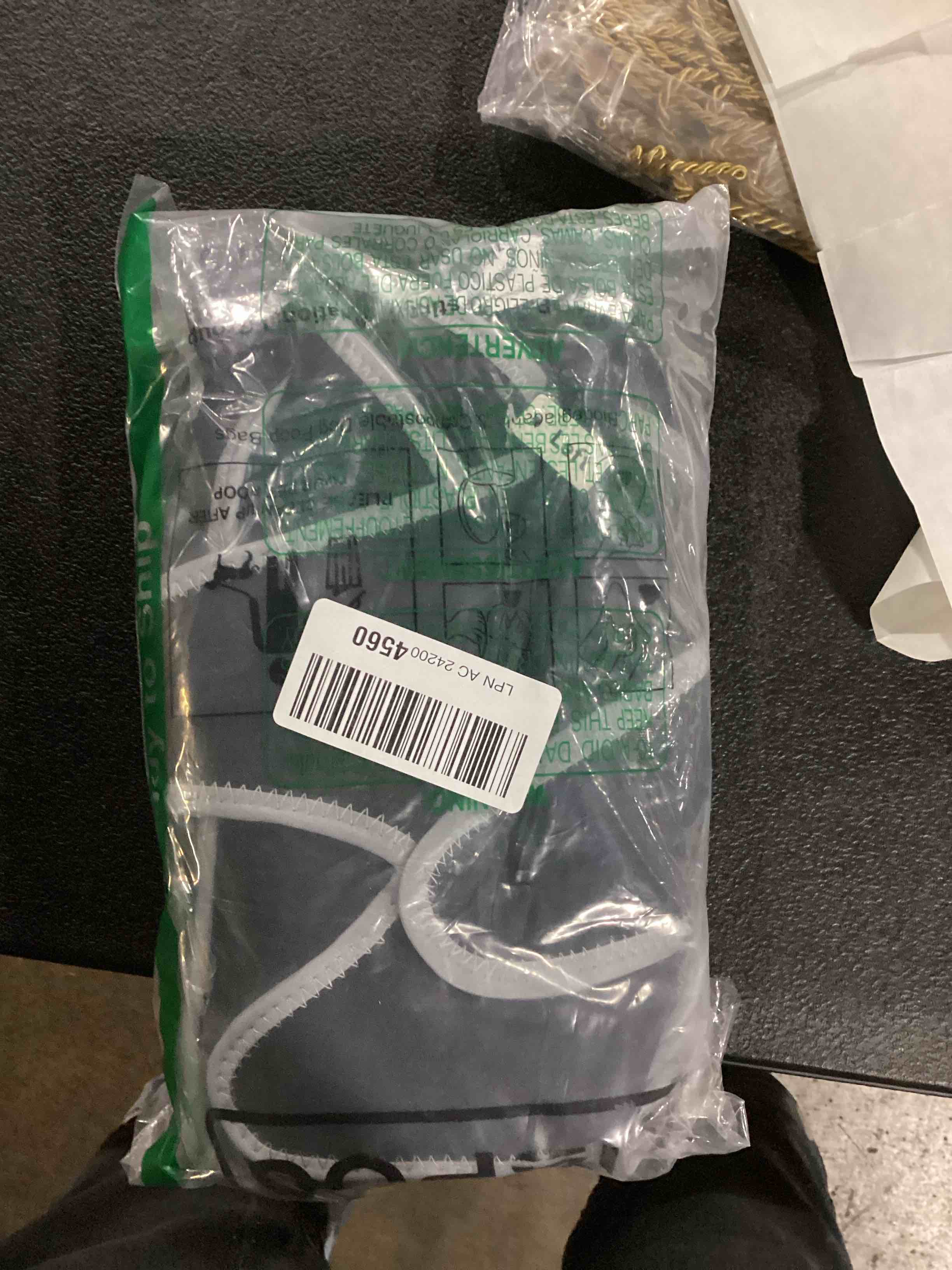 https://s3.amazonaws.com/lotting-images-prod/bidfta/TEA1706354_1731702927097.jpeg