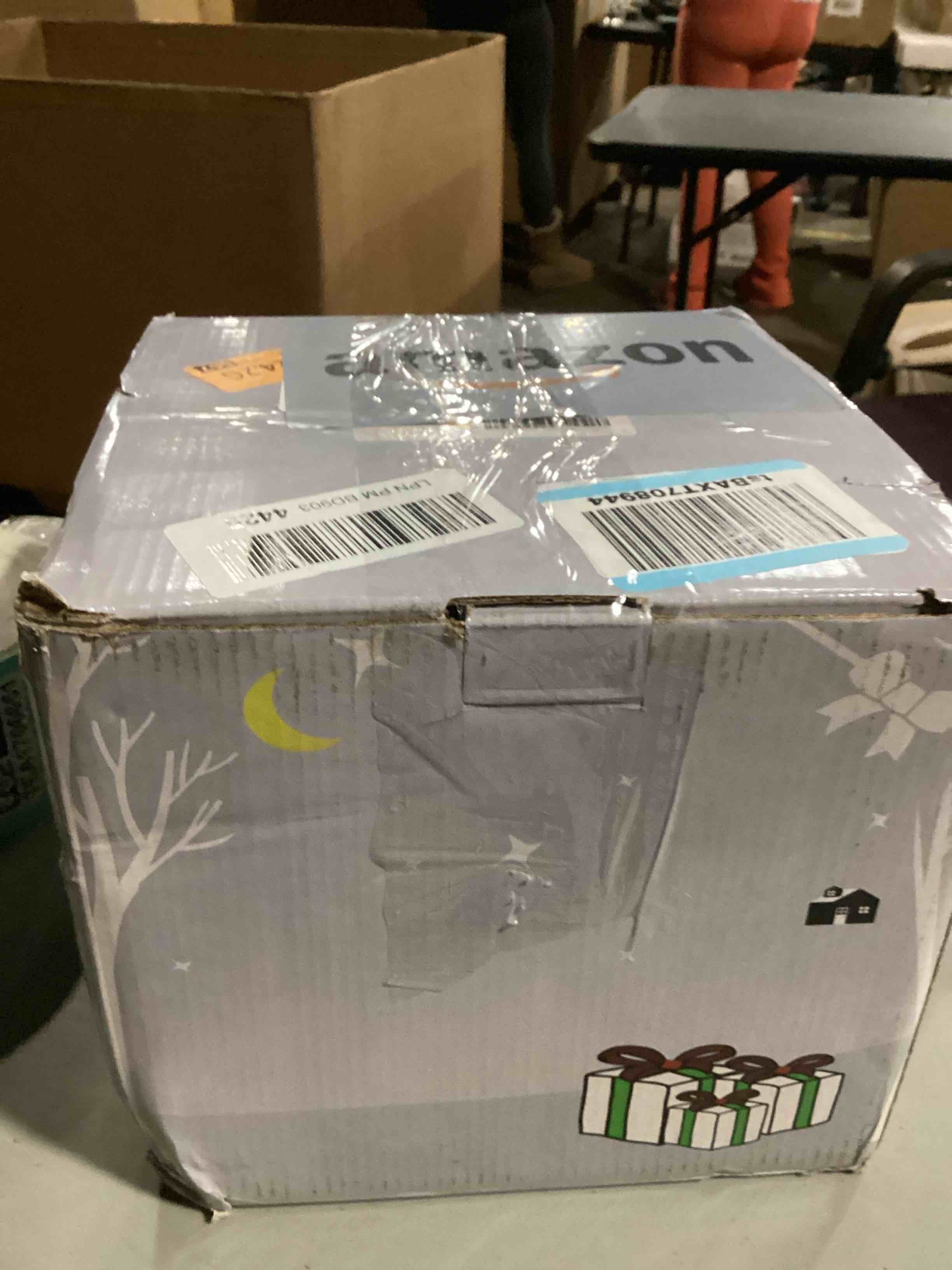 https://s3.amazonaws.com/lotting-images-prod/bidfta/TEA1706637_1731938502894.jpeg
