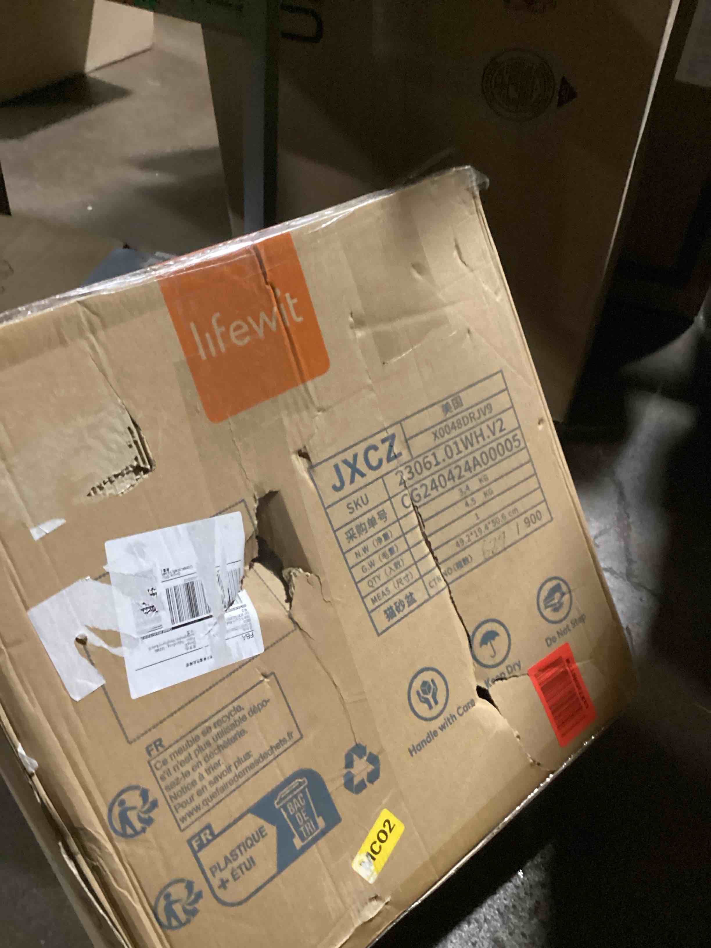 https://s3.amazonaws.com/lotting-images-prod/bidfta/TEA1706731_1732027410332.jpeg