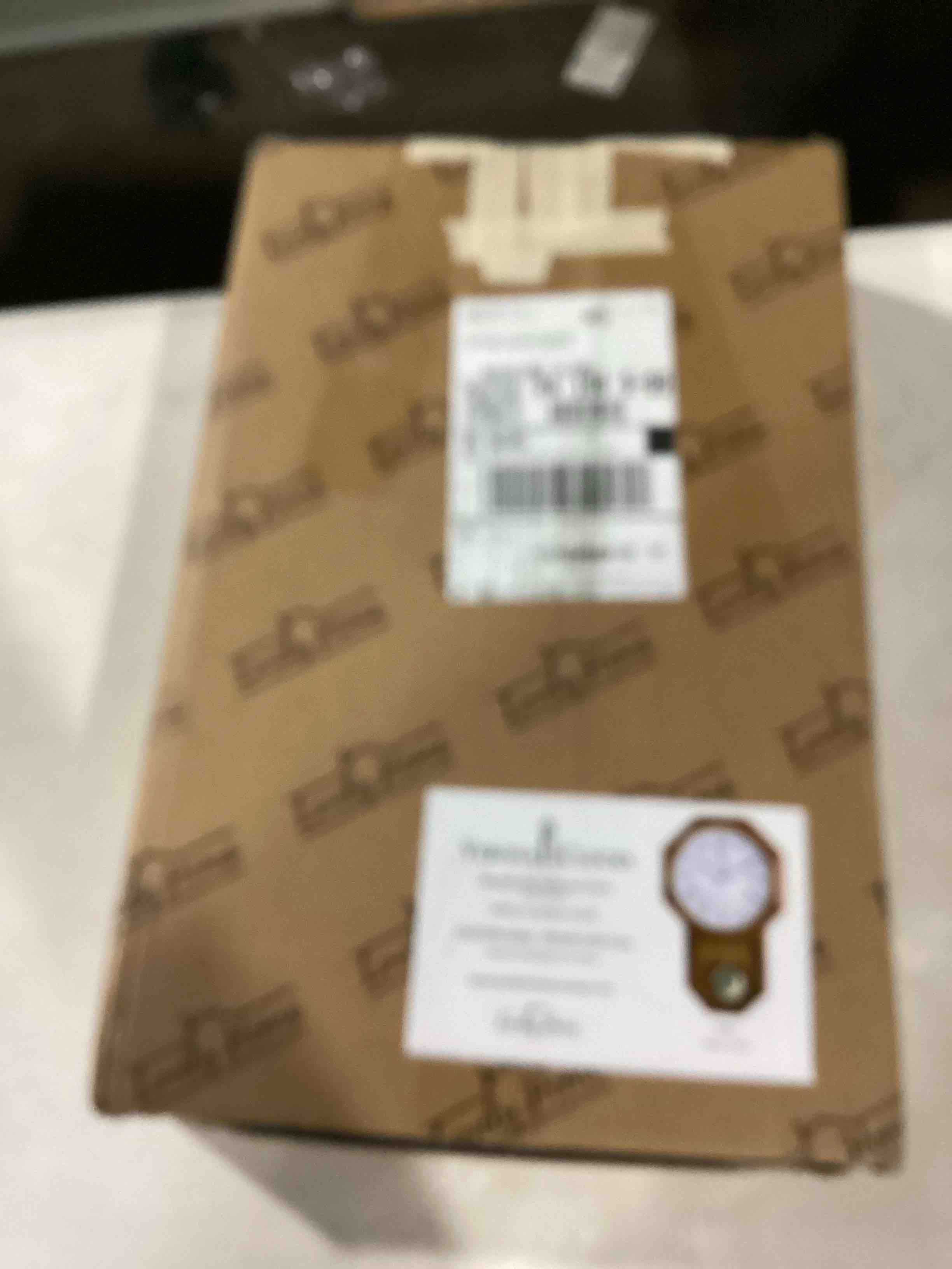 https://s3.amazonaws.com/lotting-images-prod/bidfta/TEA1707680_1733169899718.jpeg