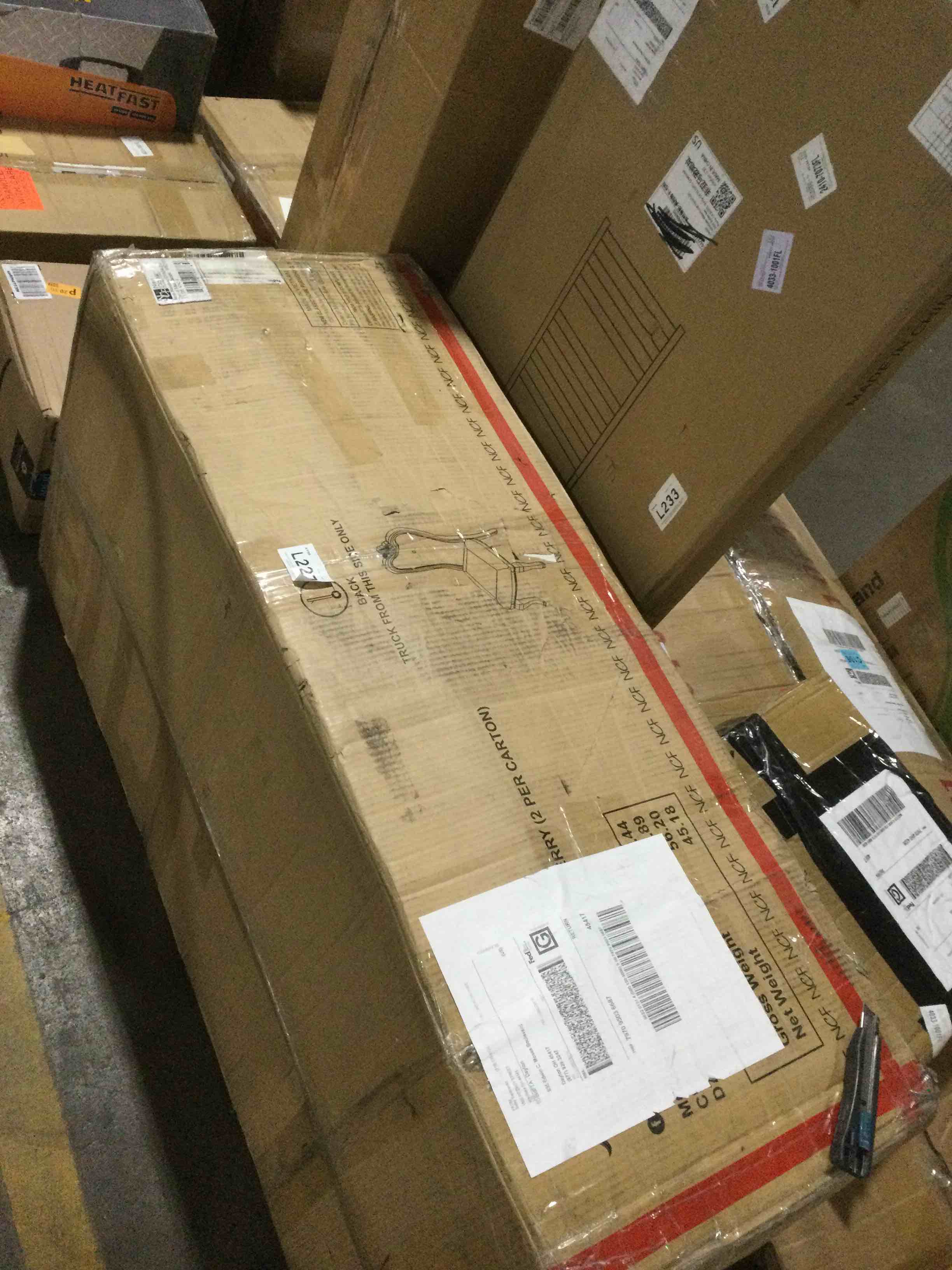 https://s3.amazonaws.com/lotting-images-prod/bidfta/TEA1709669_1736869839916.jpeg