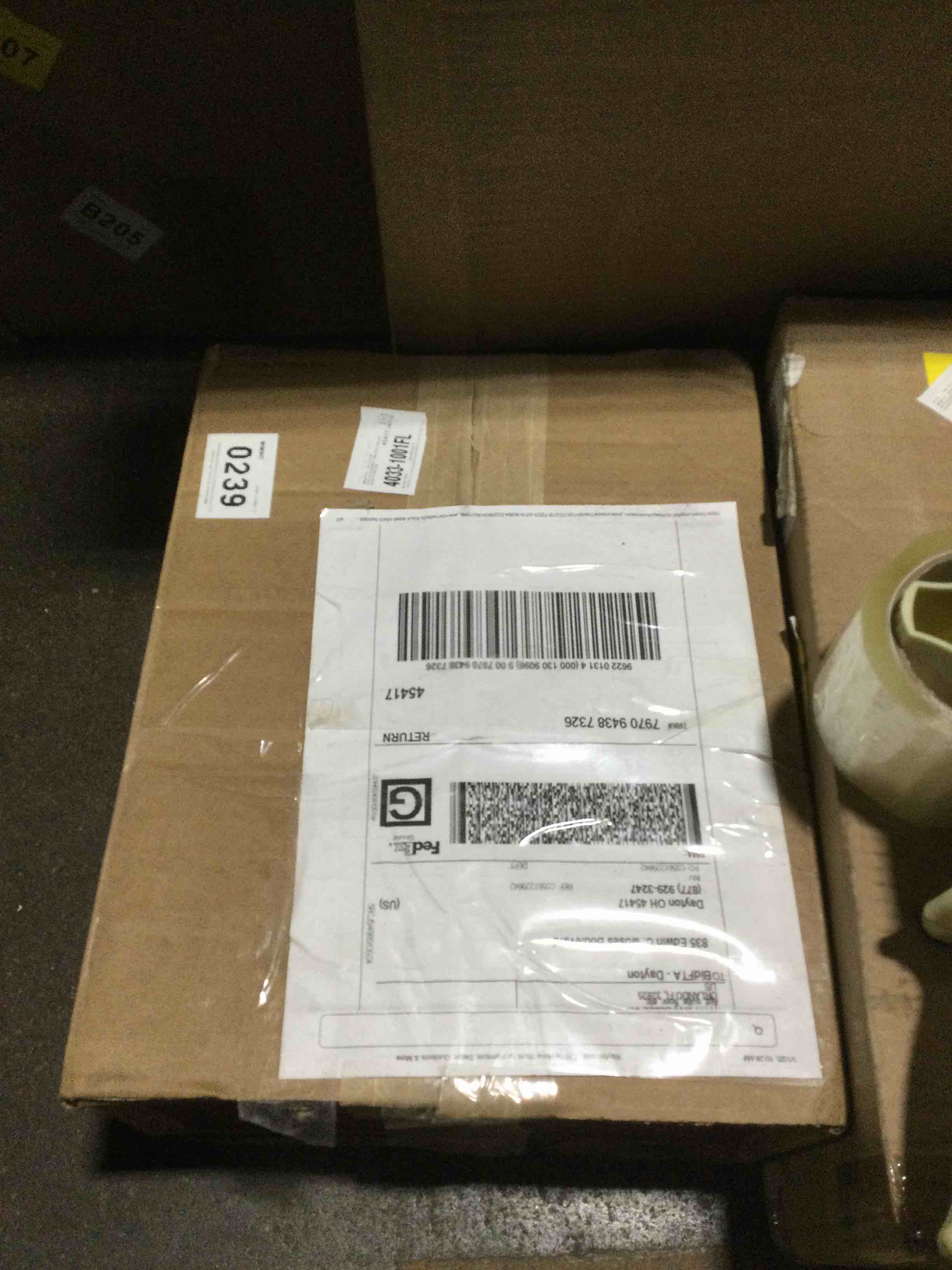 https://s3.amazonaws.com/lotting-images-prod/bidfta/TEA1709723_1736883621780.jpeg
