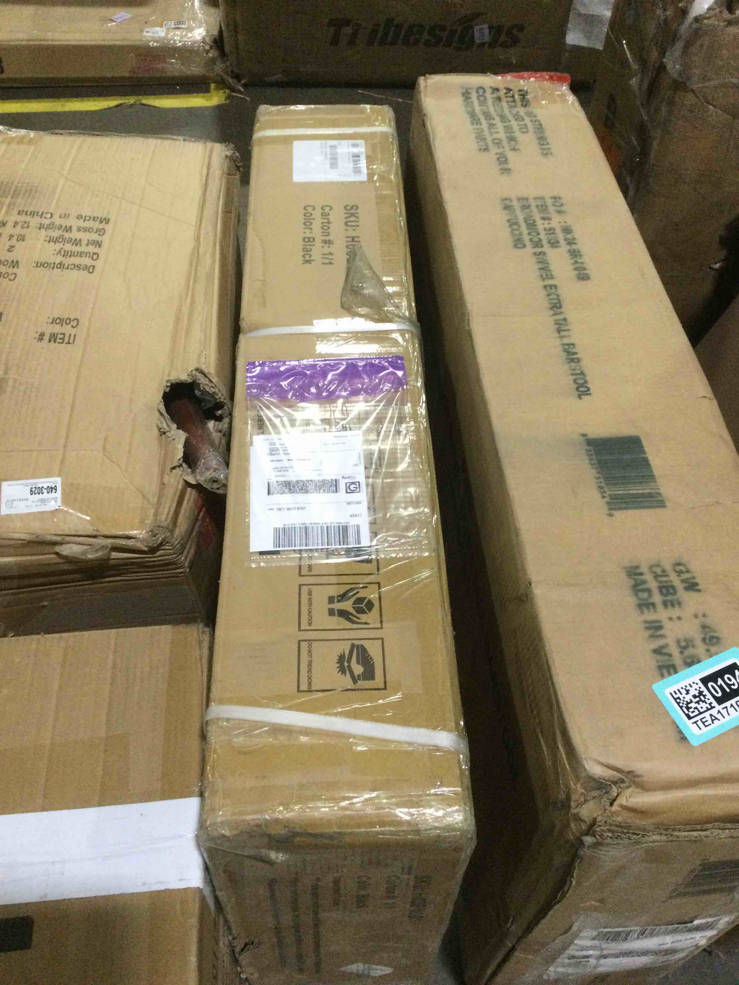https://s3.amazonaws.com/lotting-images-prod/bidfta/TEA1710195_1737141754764.jpeg