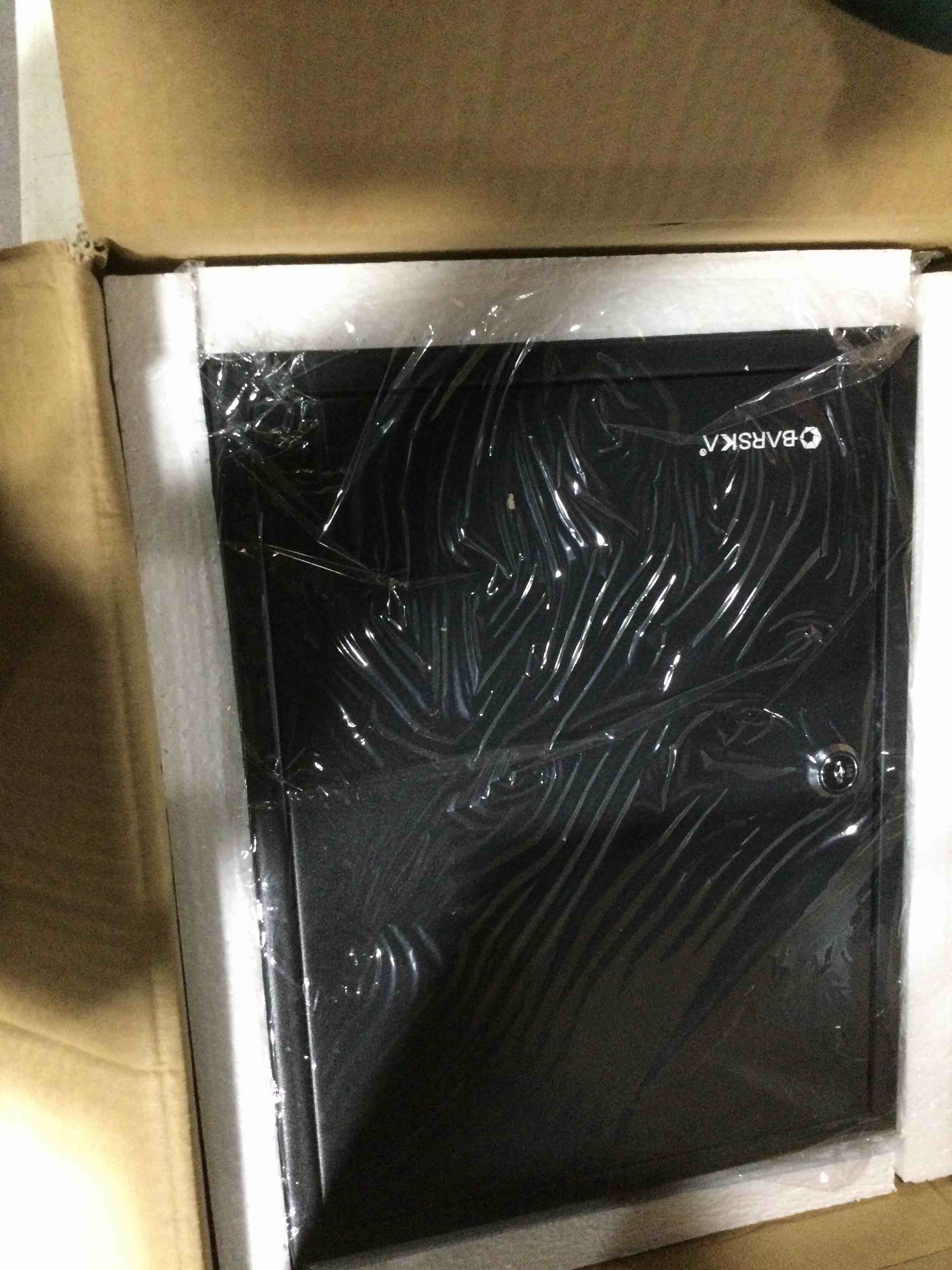 https://s3.amazonaws.com/lotting-images-prod/bidfta/TEA1710676_1738173721965.jpeg