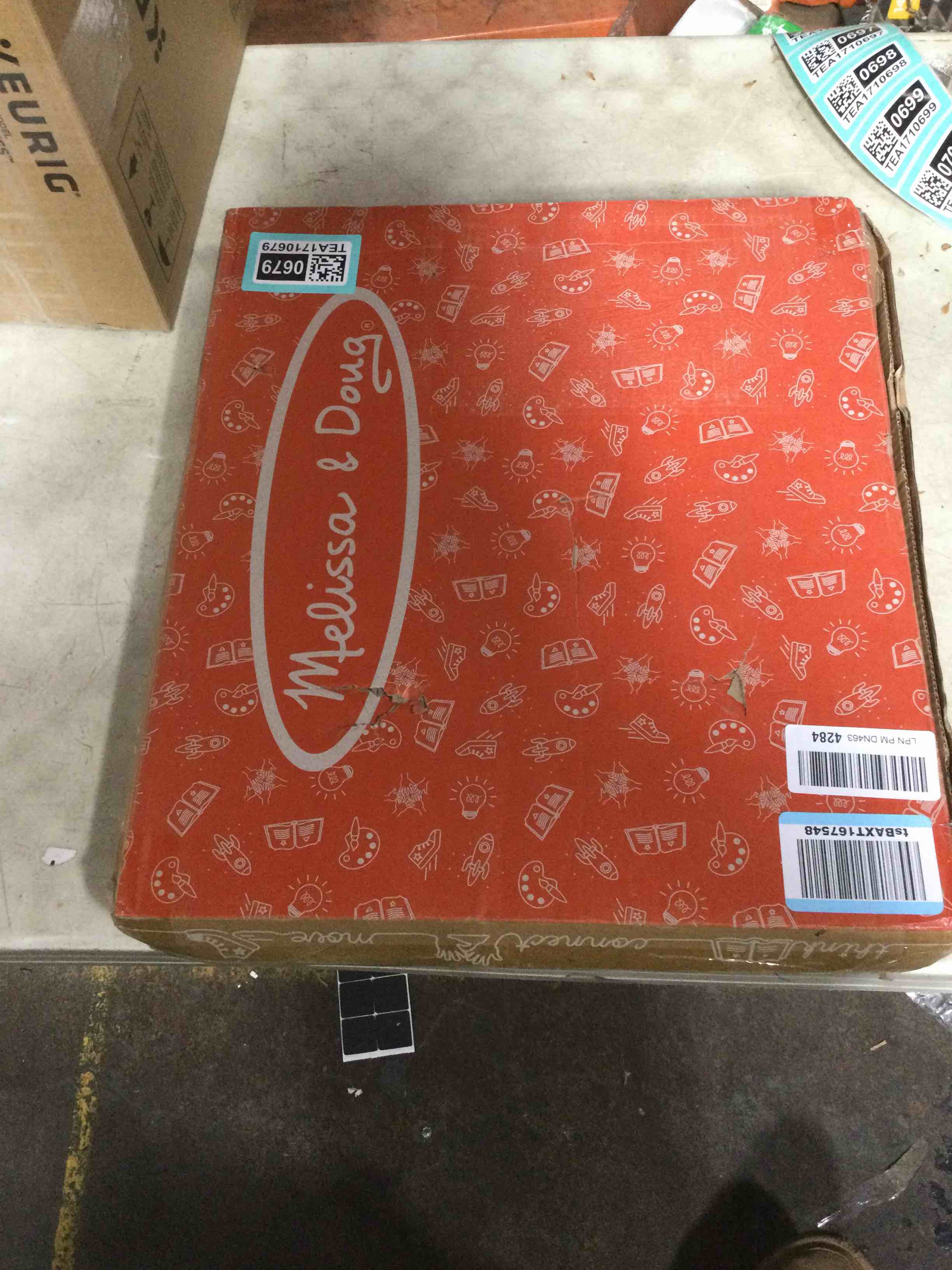 https://s3.amazonaws.com/lotting-images-prod/bidfta/TEA1710679_1738174056645.jpeg
