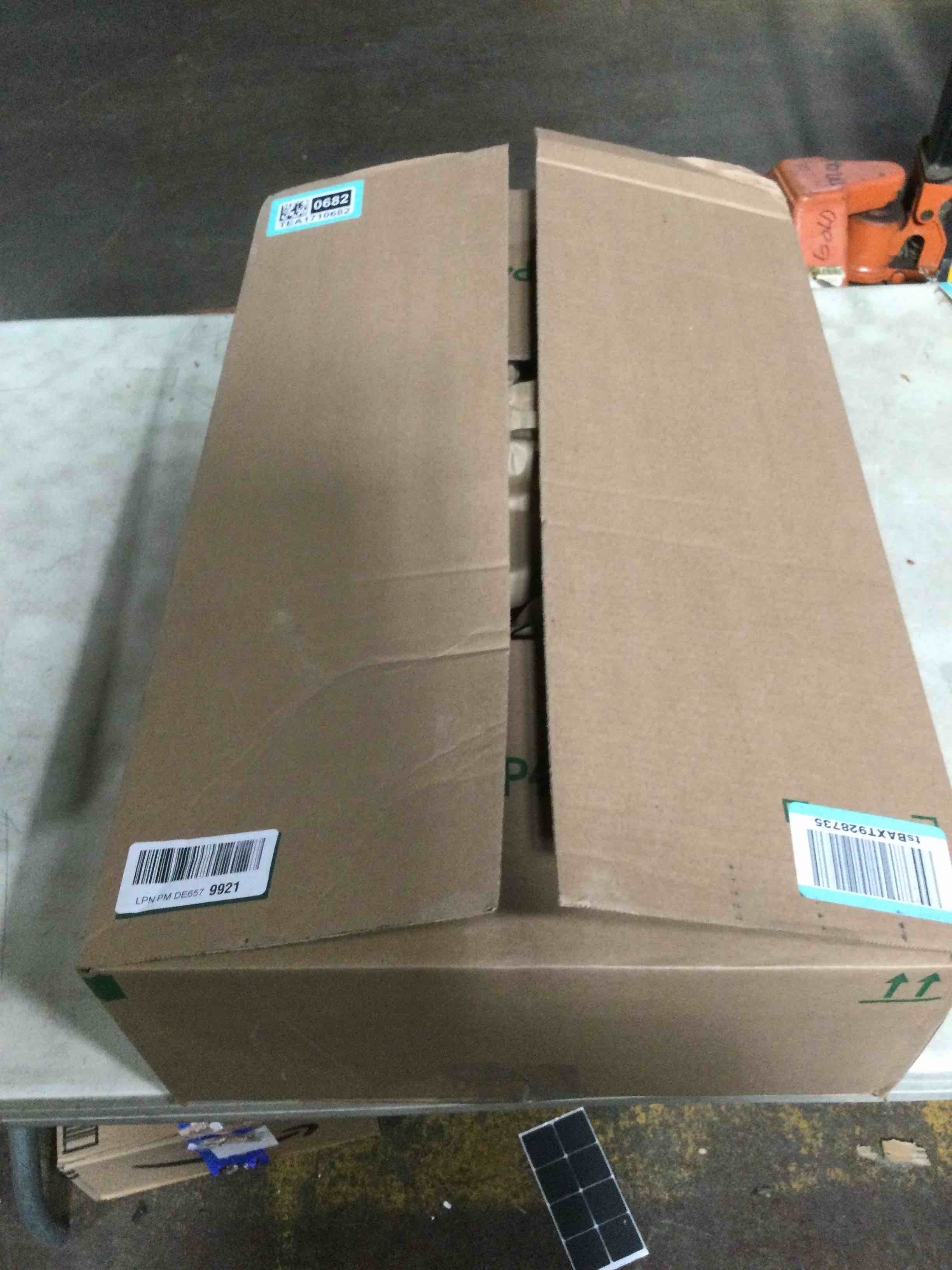https://s3.amazonaws.com/lotting-images-prod/bidfta/TEA1710682_1738174391085.jpeg