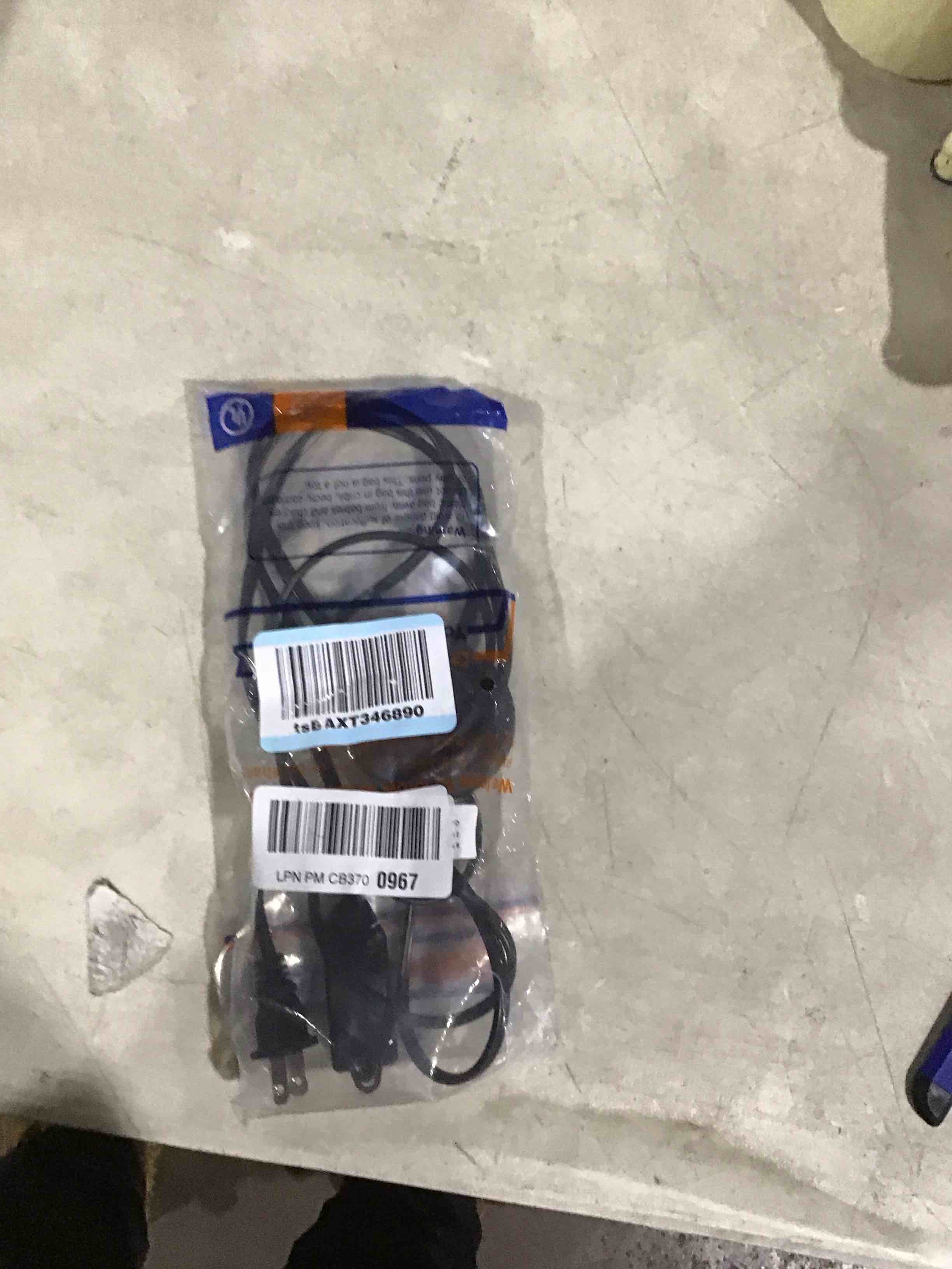 https://s3.amazonaws.com/lotting-images-prod/bidfta/TEA1710755_1738240746309.jpeg