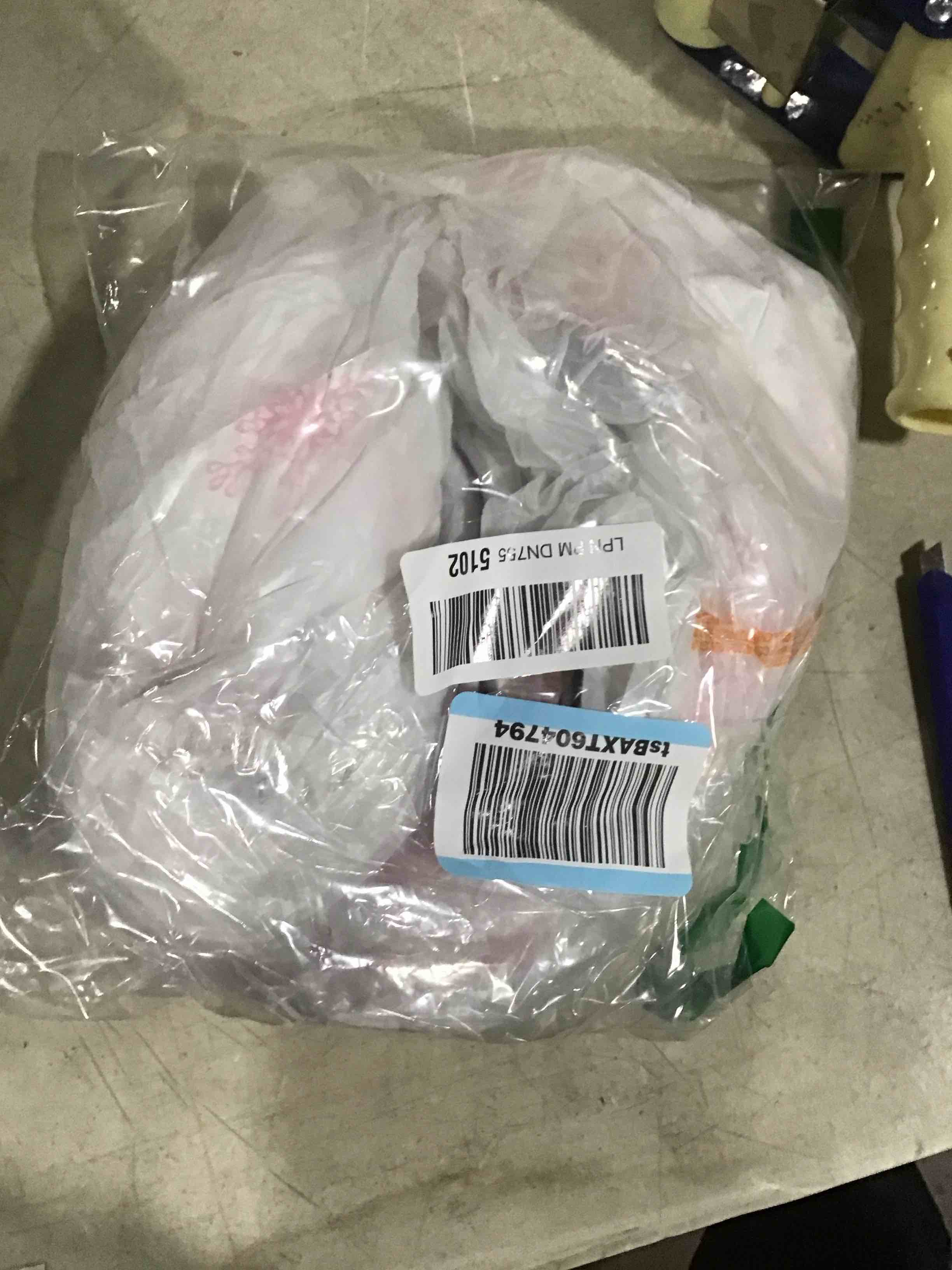 https://s3.amazonaws.com/lotting-images-prod/bidfta/TEA1710763_1738241256176.jpeg