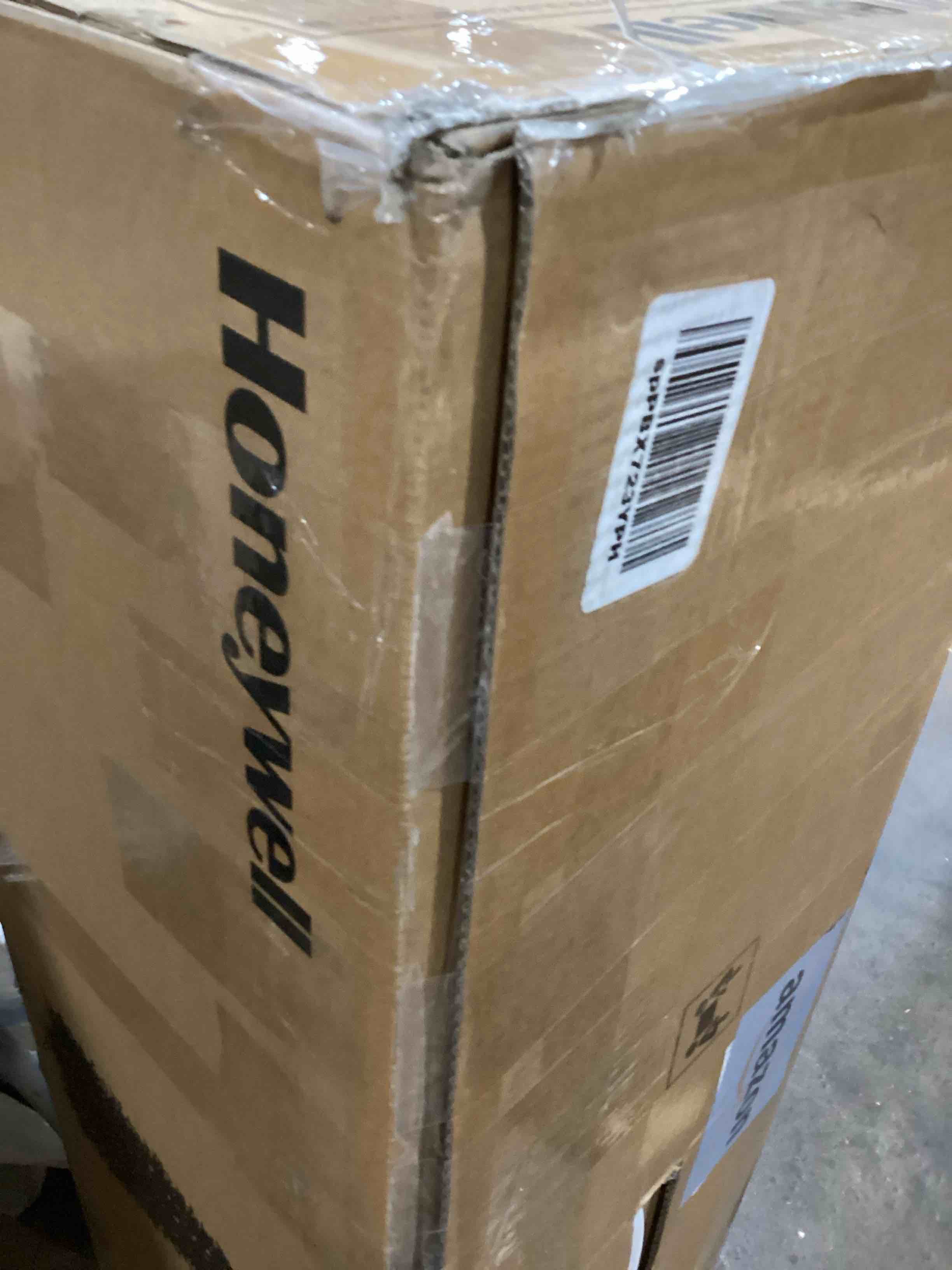 https://s3.amazonaws.com/lotting-images-prod/bidfta/TEA1711291_1733145348633.jpeg