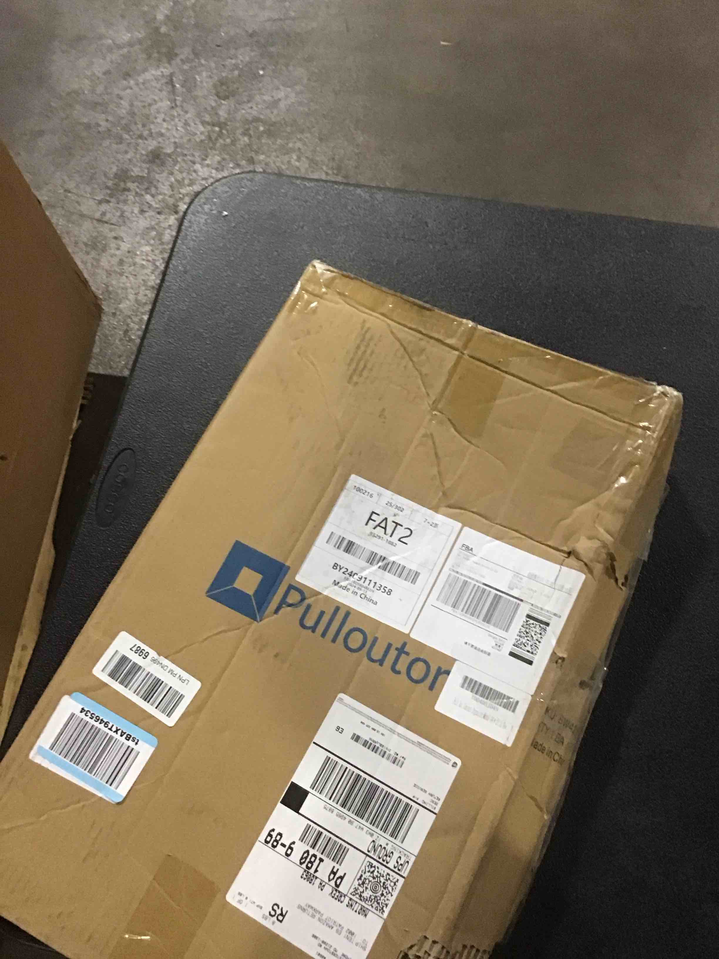https://s3.amazonaws.com/lotting-images-prod/bidfta/TEA1714798_1736449640383.jpeg