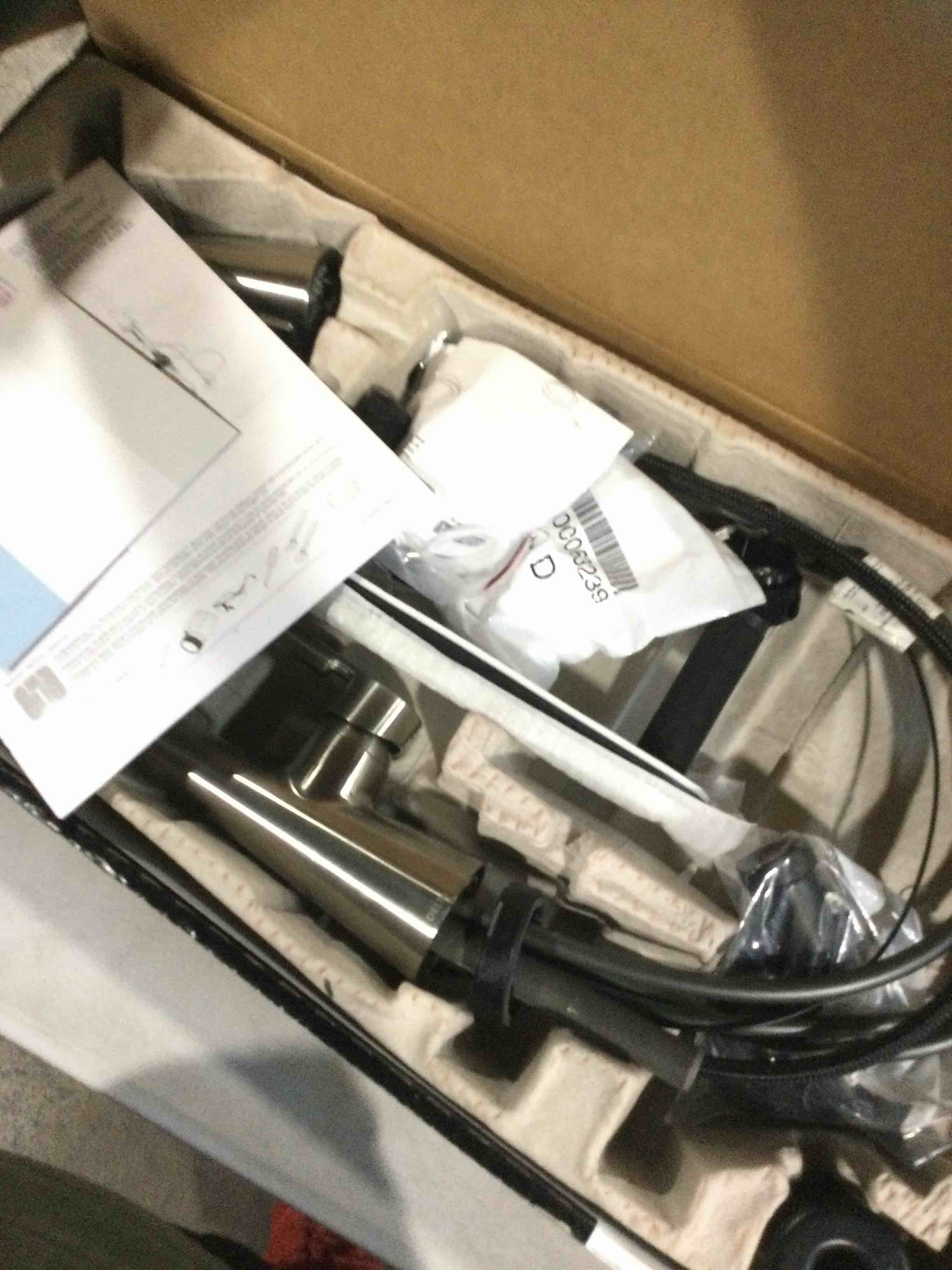 https://s3.amazonaws.com/lotting-images-prod/bidfta/TEA1715412_1736952869897.jpeg