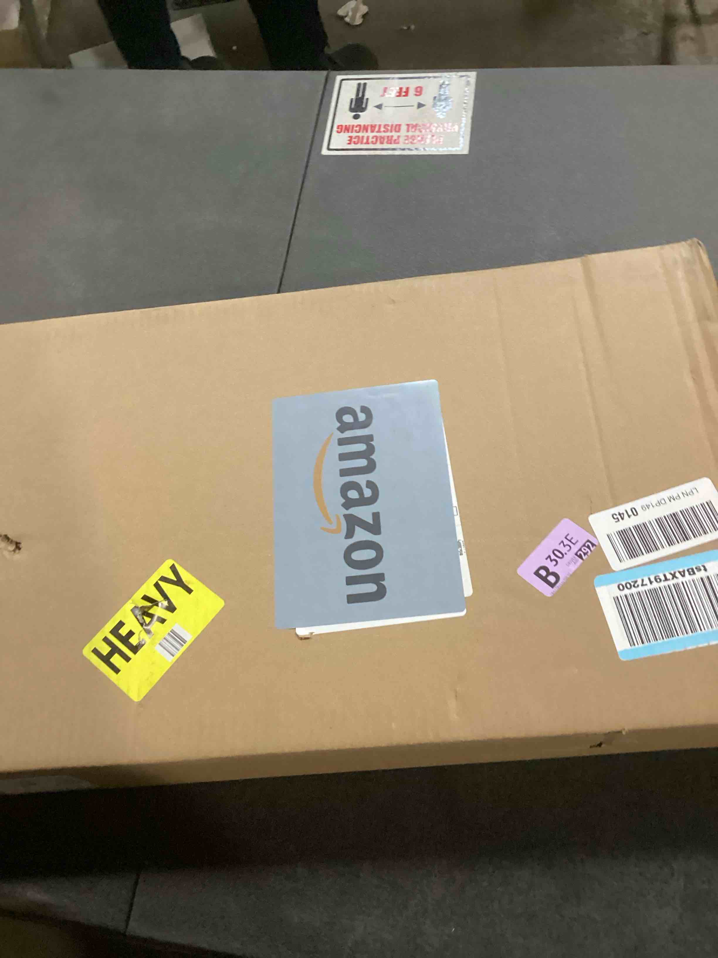 https://s3.amazonaws.com/lotting-images-prod/bidfta/TEA1715984_1738162864644.jpeg