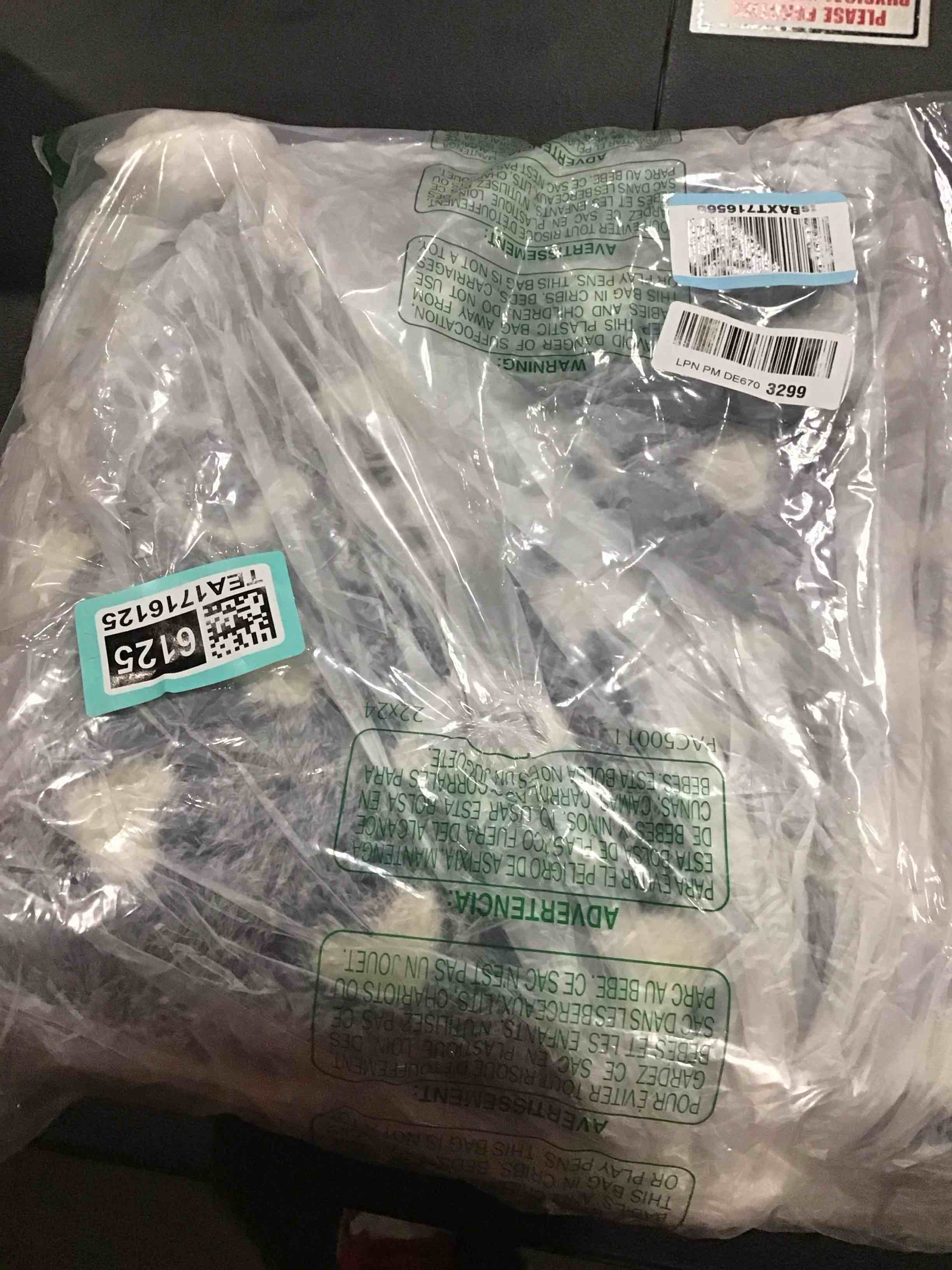 https://s3.amazonaws.com/lotting-images-prod/bidfta/TEA1716125_1738248349138.jpeg