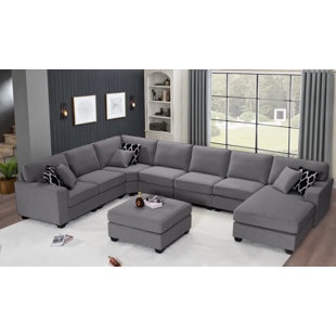 ***SIMILAR SEE LOT PHOTO**** Light Grey Sectional With Pillows