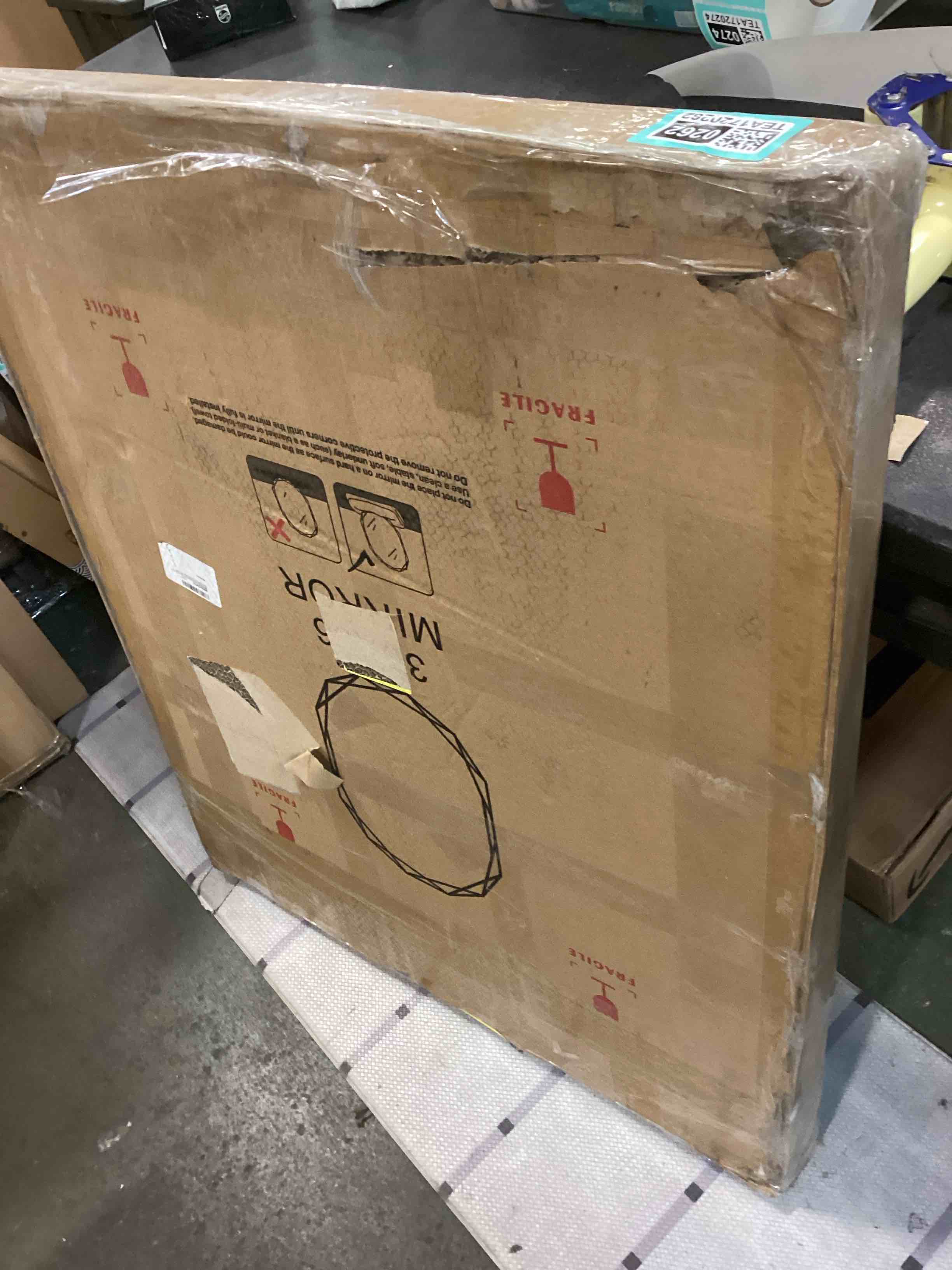 https://s3.amazonaws.com/lotting-images-prod/bidfta/TEA1720262_1732282174172.jpeg