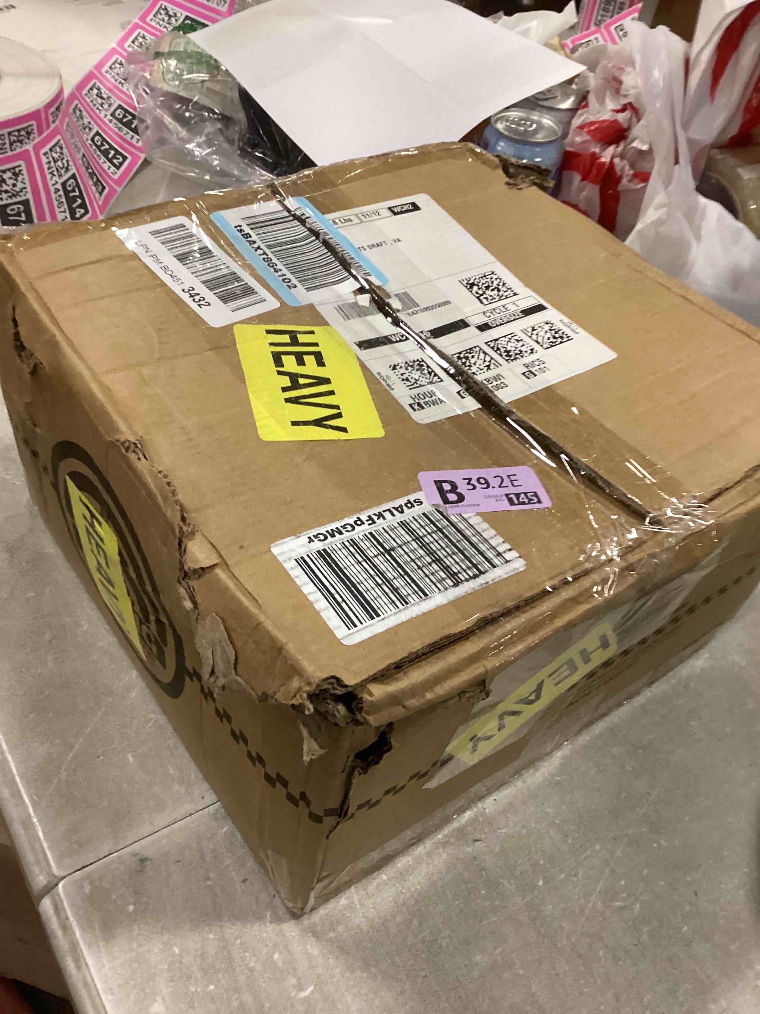 https://s3.amazonaws.com/lotting-images-prod/bidfta/TEA1720985_1732892045376.jpeg