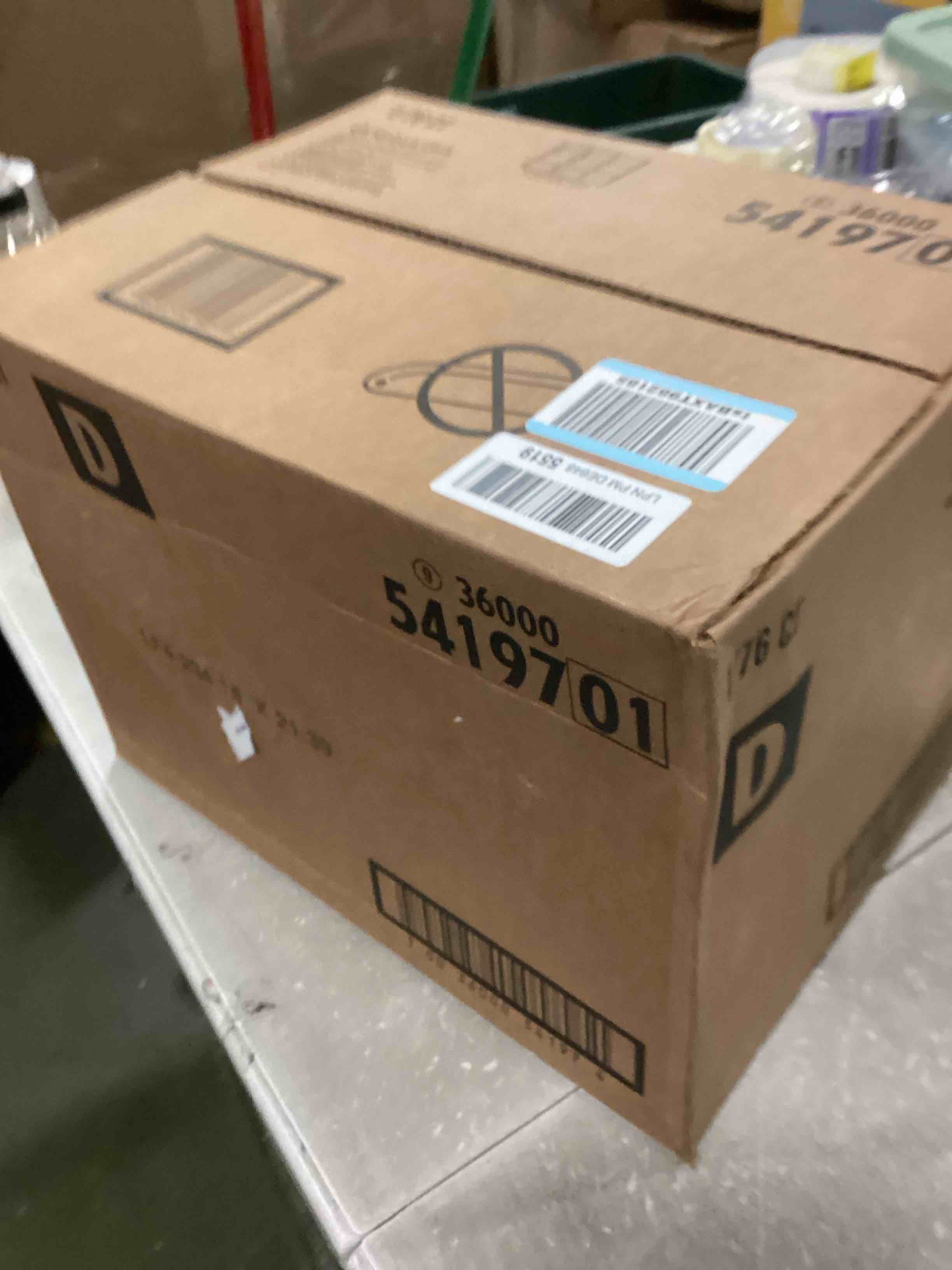https://s3.amazonaws.com/lotting-images-prod/bidfta/TEA1721405_1733240848380.jpeg