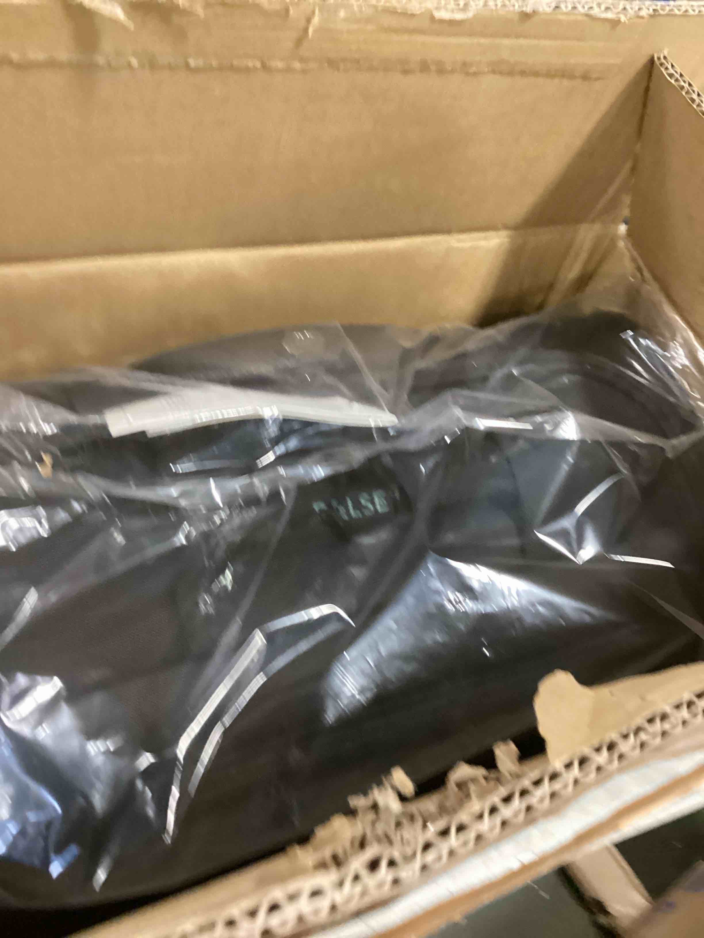 https://s3.amazonaws.com/lotting-images-prod/bidfta/TEA1722307_1733764430690.jpeg