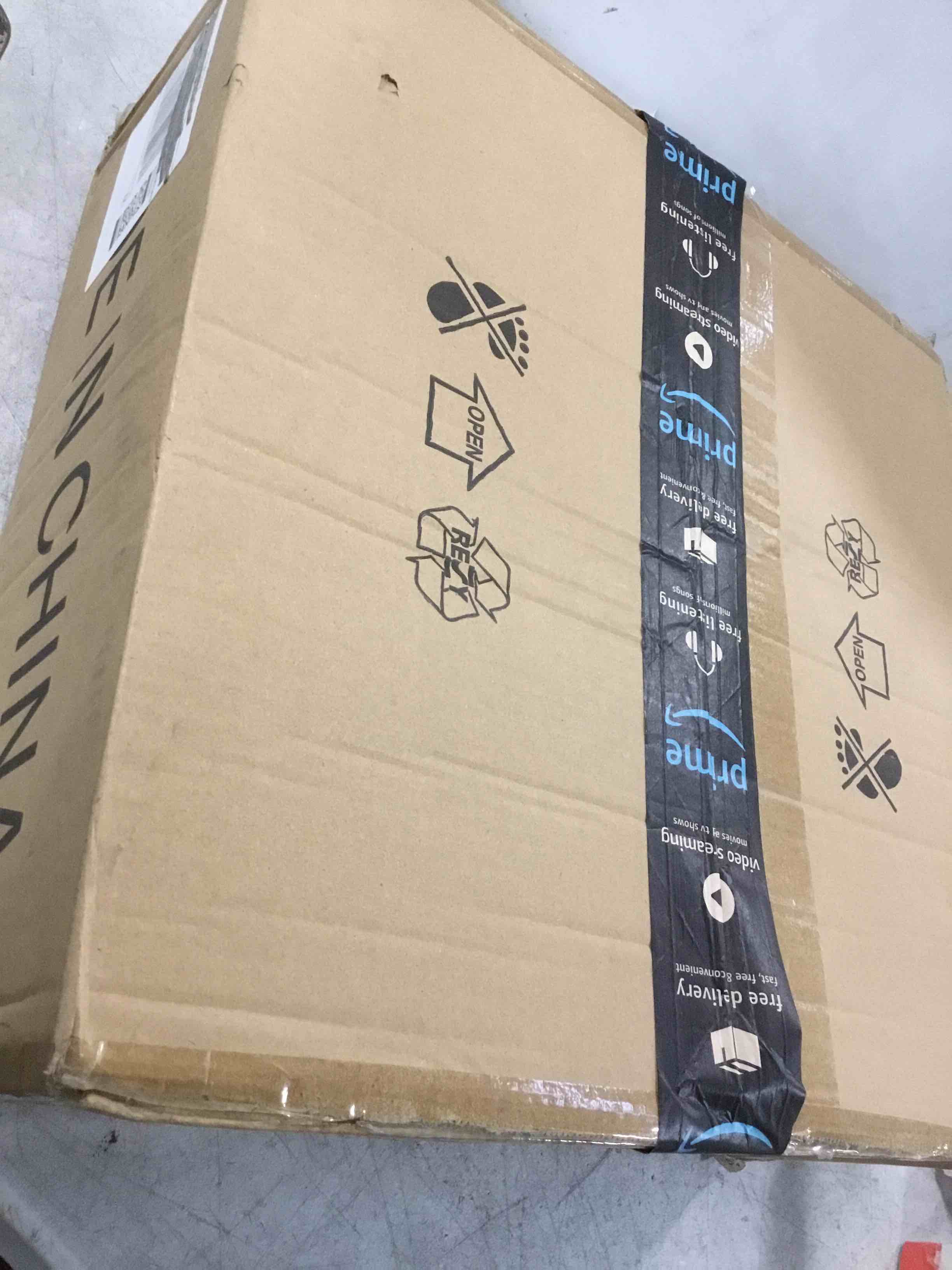 https://s3.amazonaws.com/lotting-images-prod/bidfta/TEA1726980_1732890648133.jpeg
