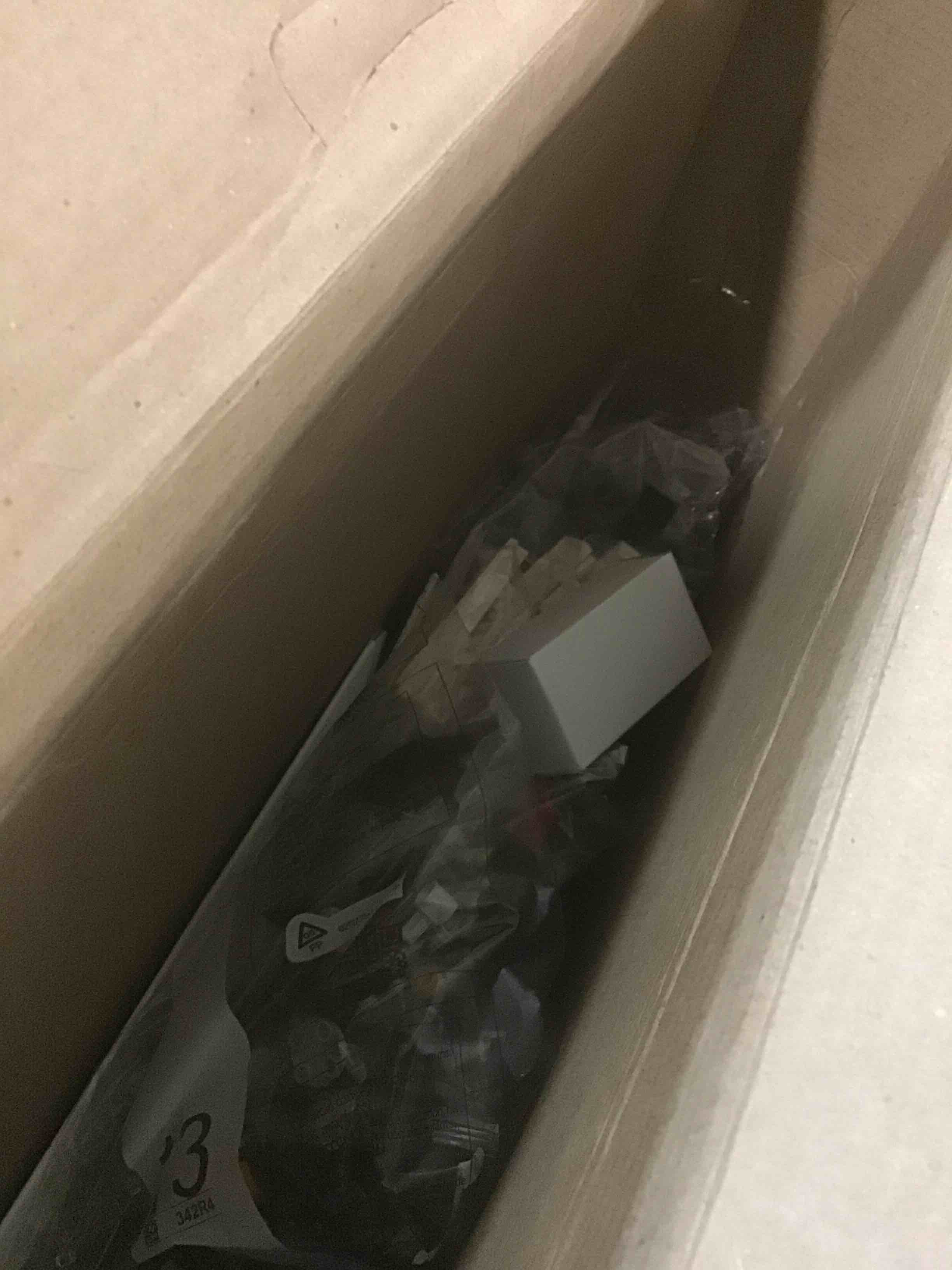 https://s3.amazonaws.com/lotting-images-prod/bidfta/TEA1728125_1734710497686.jpeg