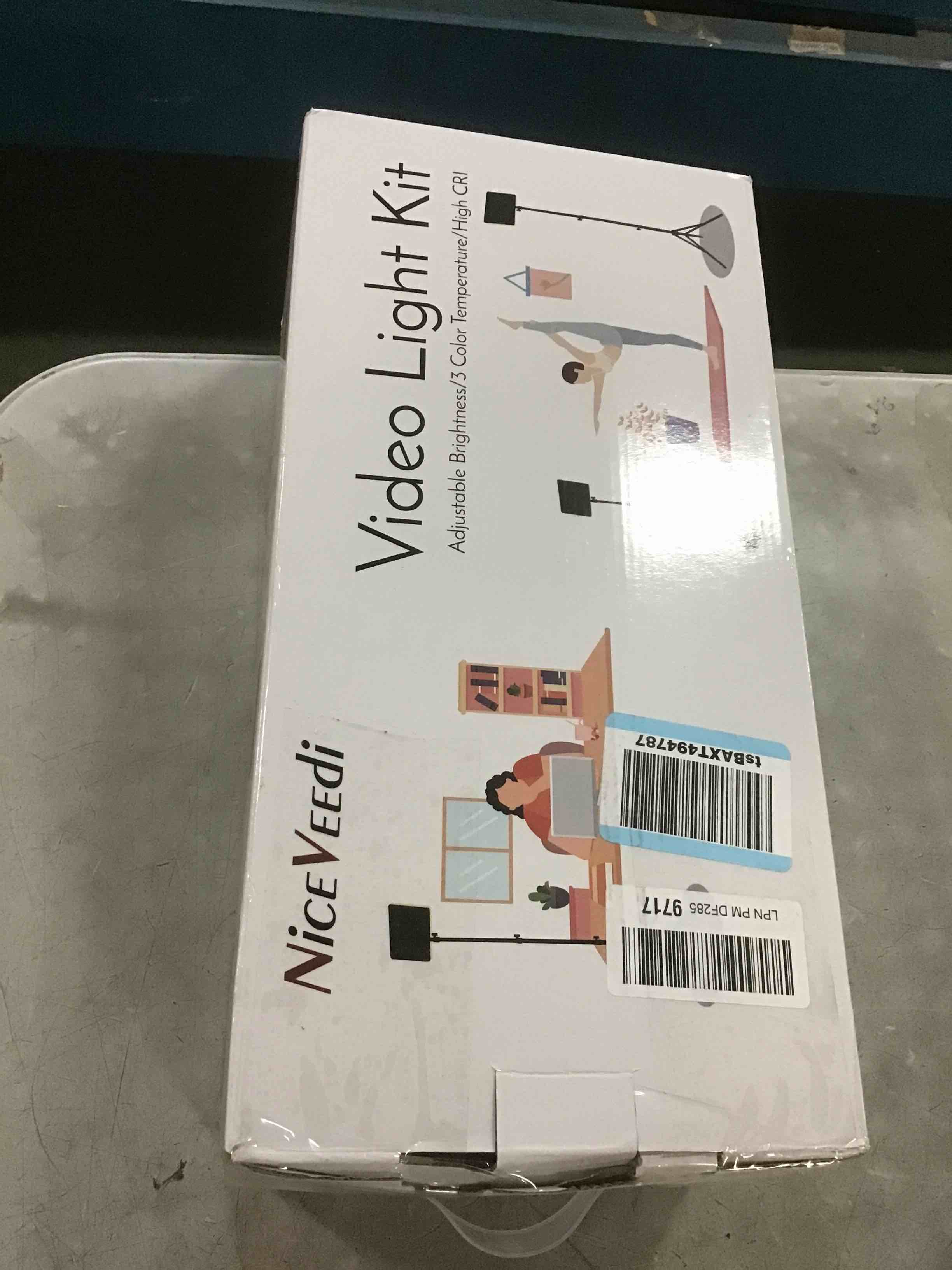 https://s3.amazonaws.com/lotting-images-prod/bidfta/TEA1728185_1734722323577.jpeg