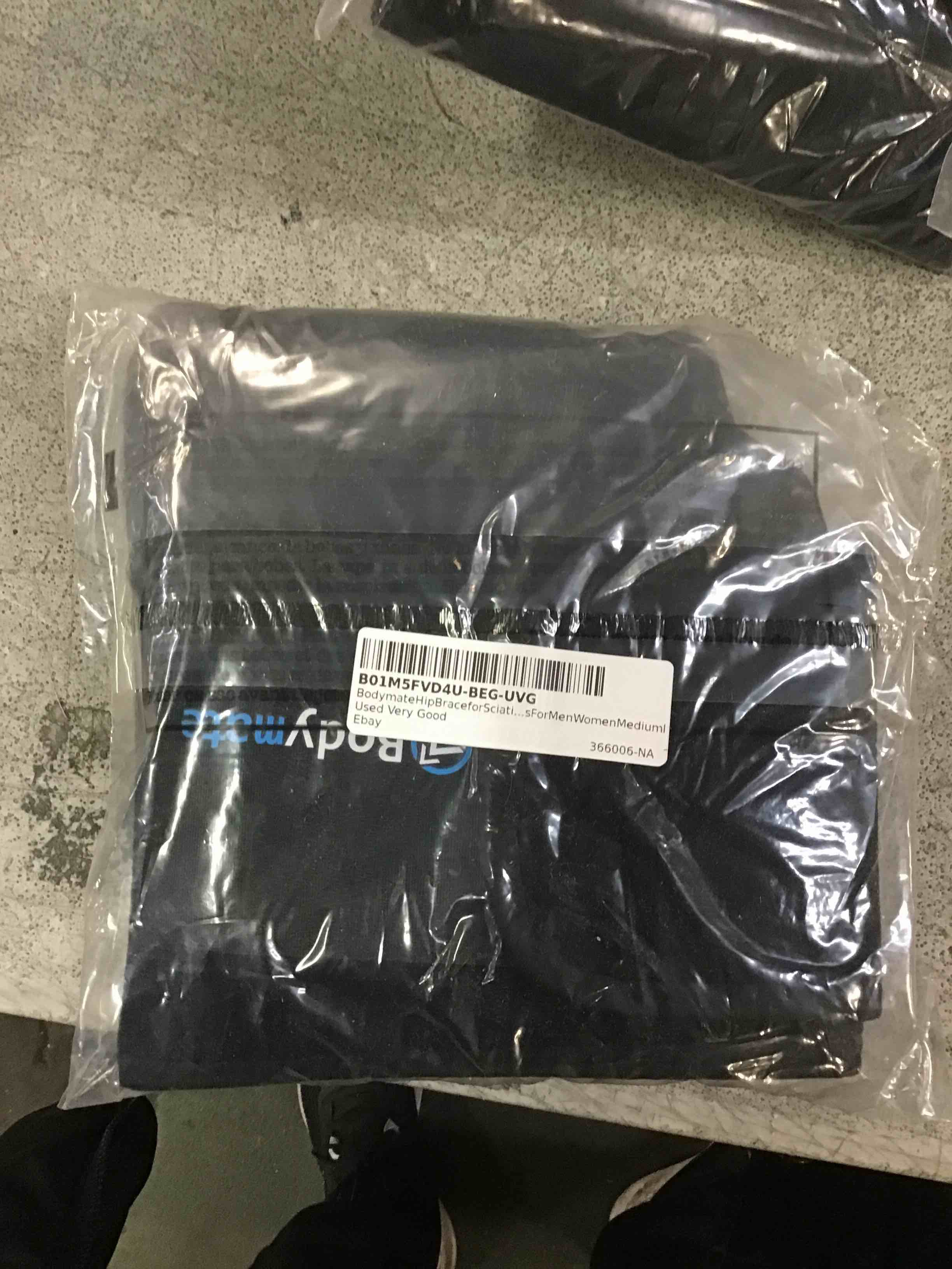 https://s3.amazonaws.com/lotting-images-prod/bidfta/TEA1728773_1735057462966.jpeg