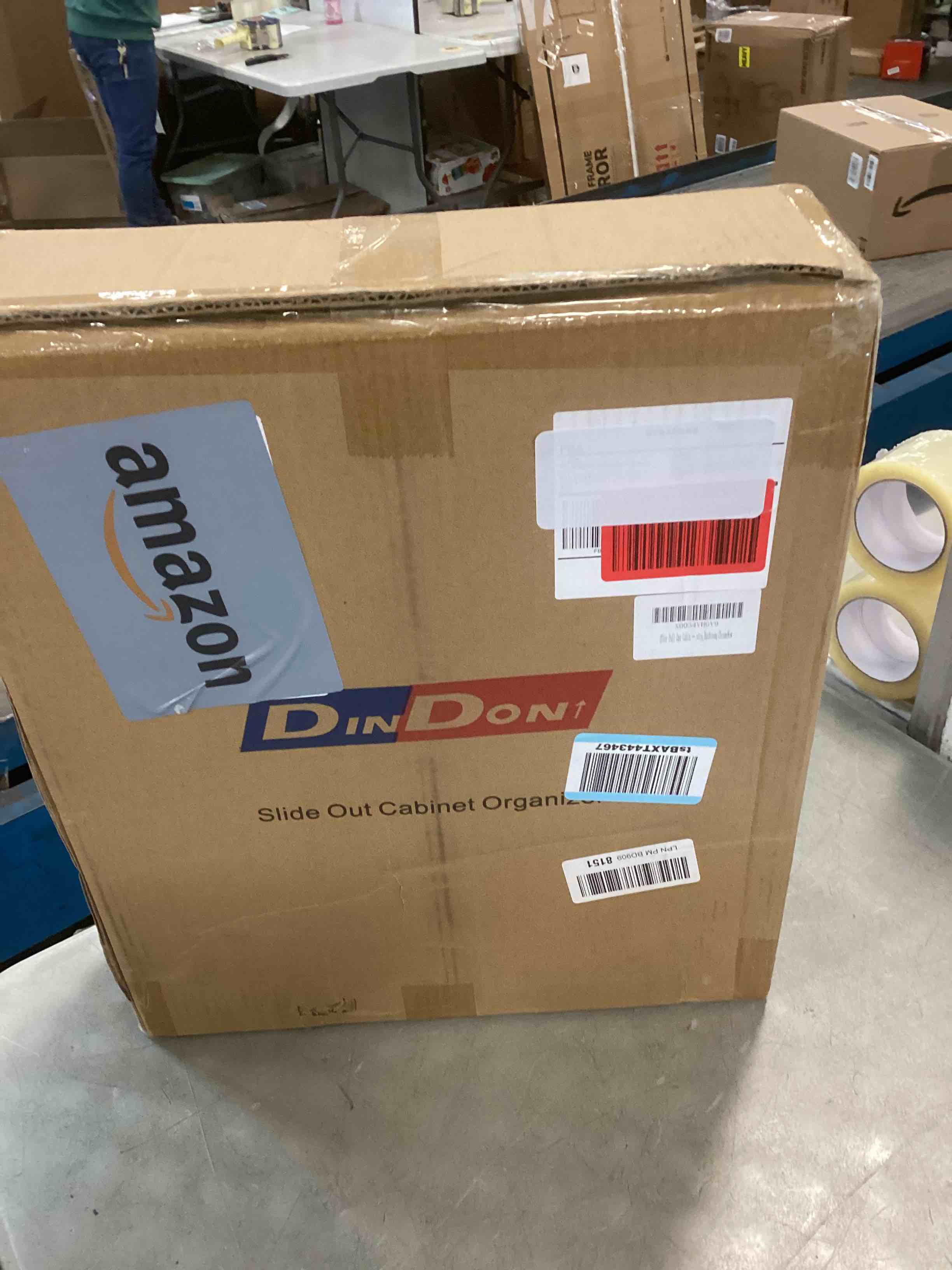 https://s3.amazonaws.com/lotting-images-prod/bidfta/TEA1729017_1732631470776.jpeg