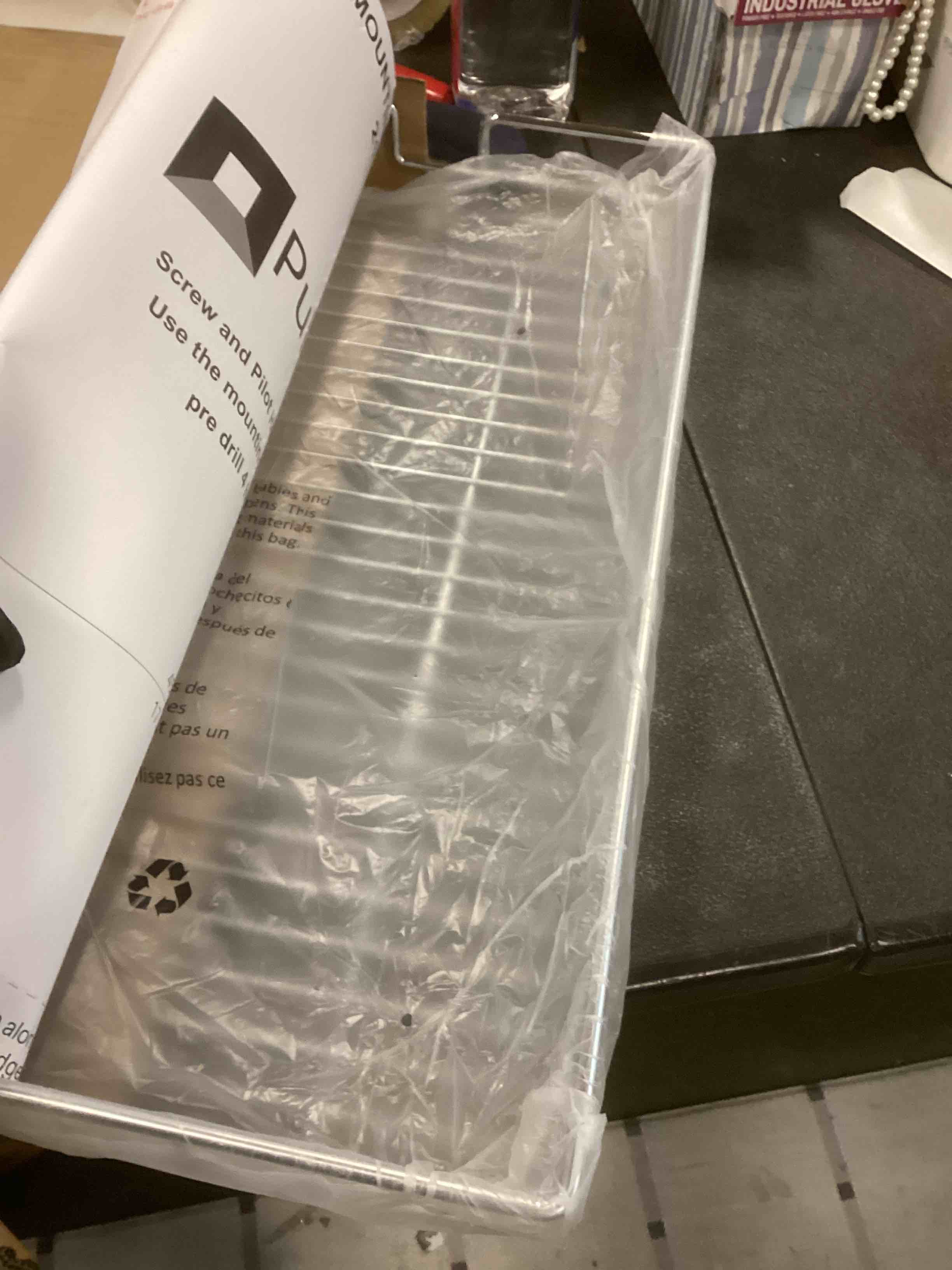 https://s3.amazonaws.com/lotting-images-prod/bidfta/TEA1729315_1732737250710.jpeg
