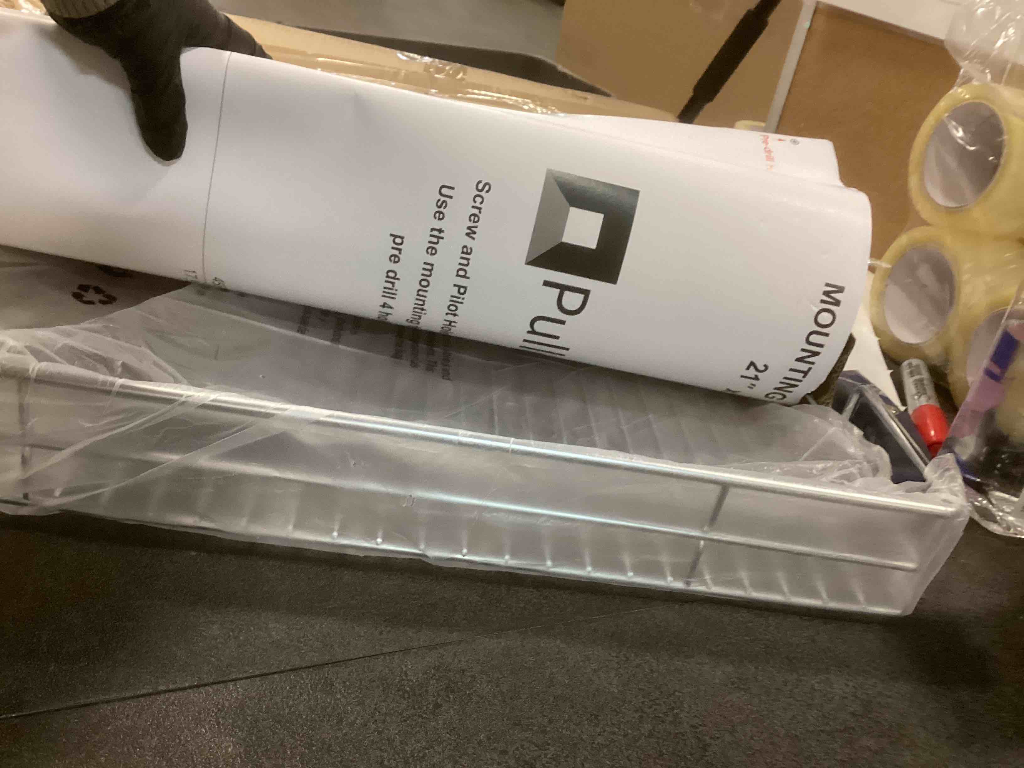 https://s3.amazonaws.com/lotting-images-prod/bidfta/TEA1729315_1732737253206.jpeg