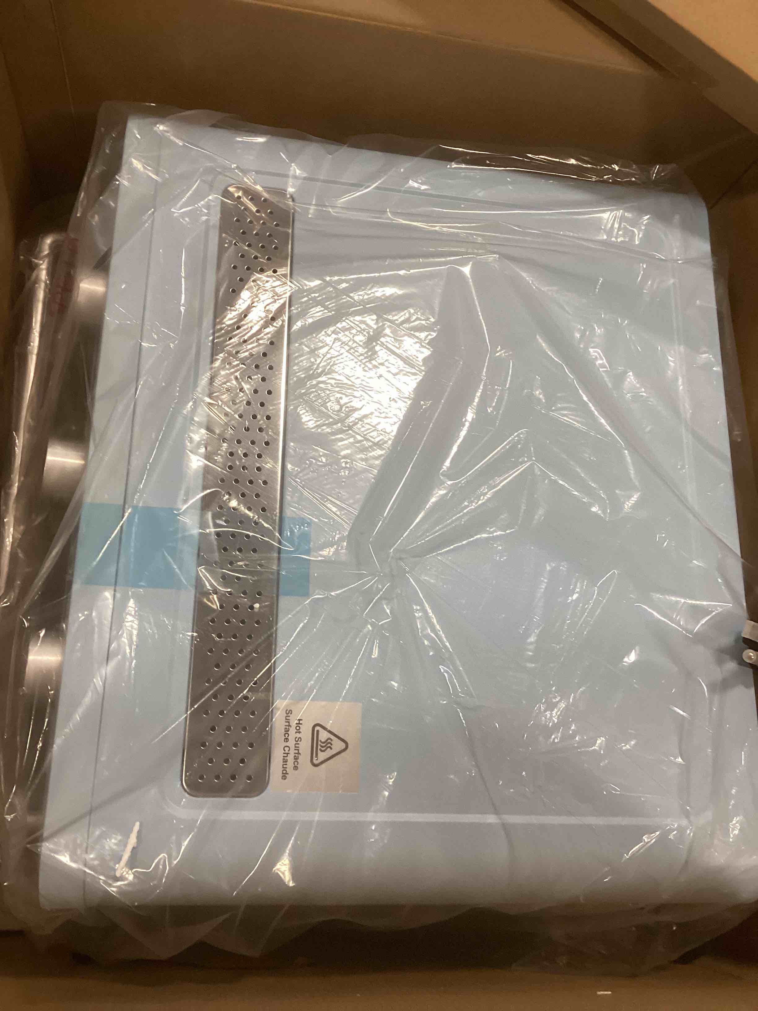 https://s3.amazonaws.com/lotting-images-prod/bidfta/TEA1729764_1733237418906.jpeg