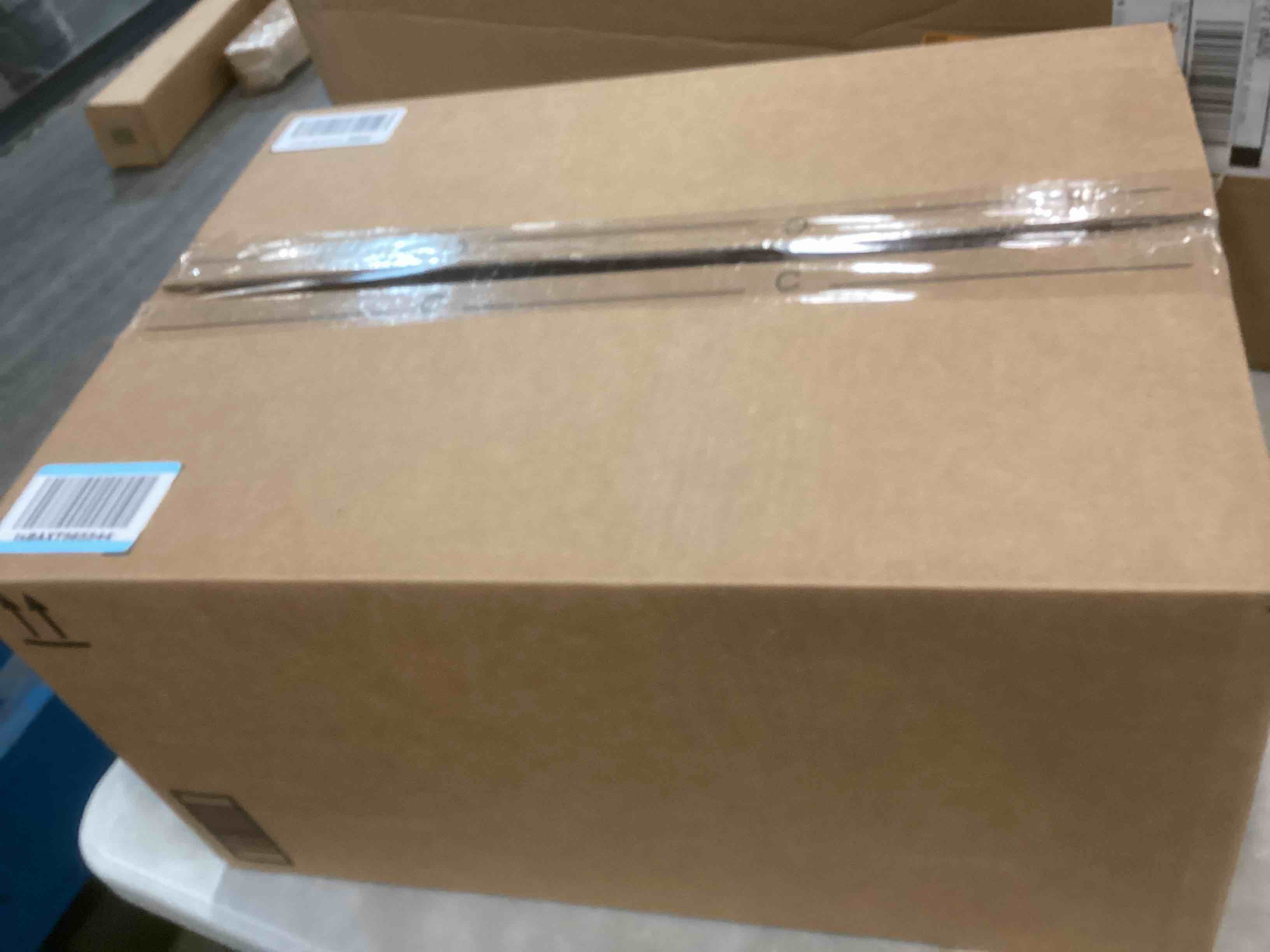 https://s3.amazonaws.com/lotting-images-prod/bidfta/TEA1729851_1733252480098.jpeg