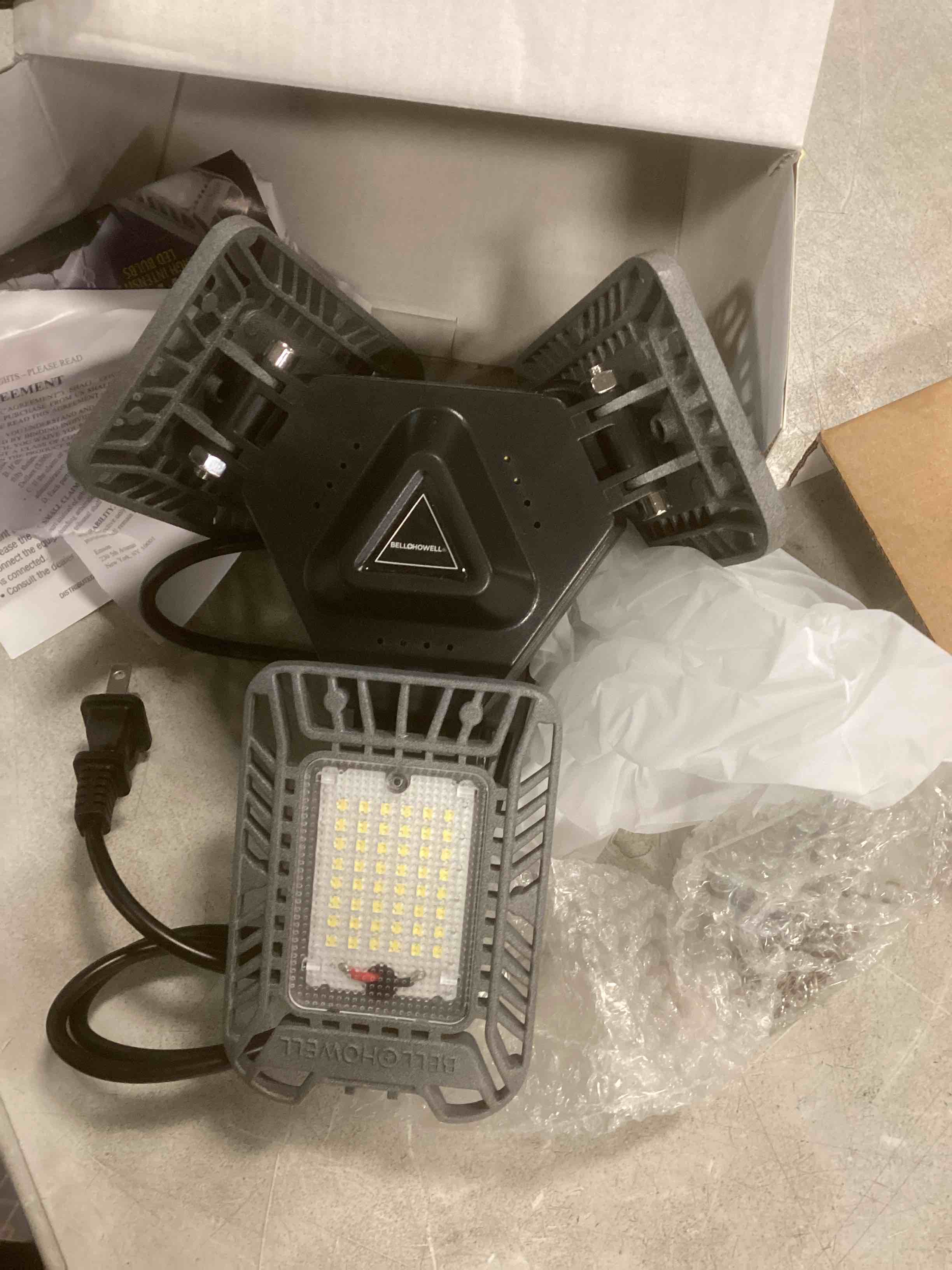 https://s3.amazonaws.com/lotting-images-prod/bidfta/TEA1729880_1733258443200.jpeg