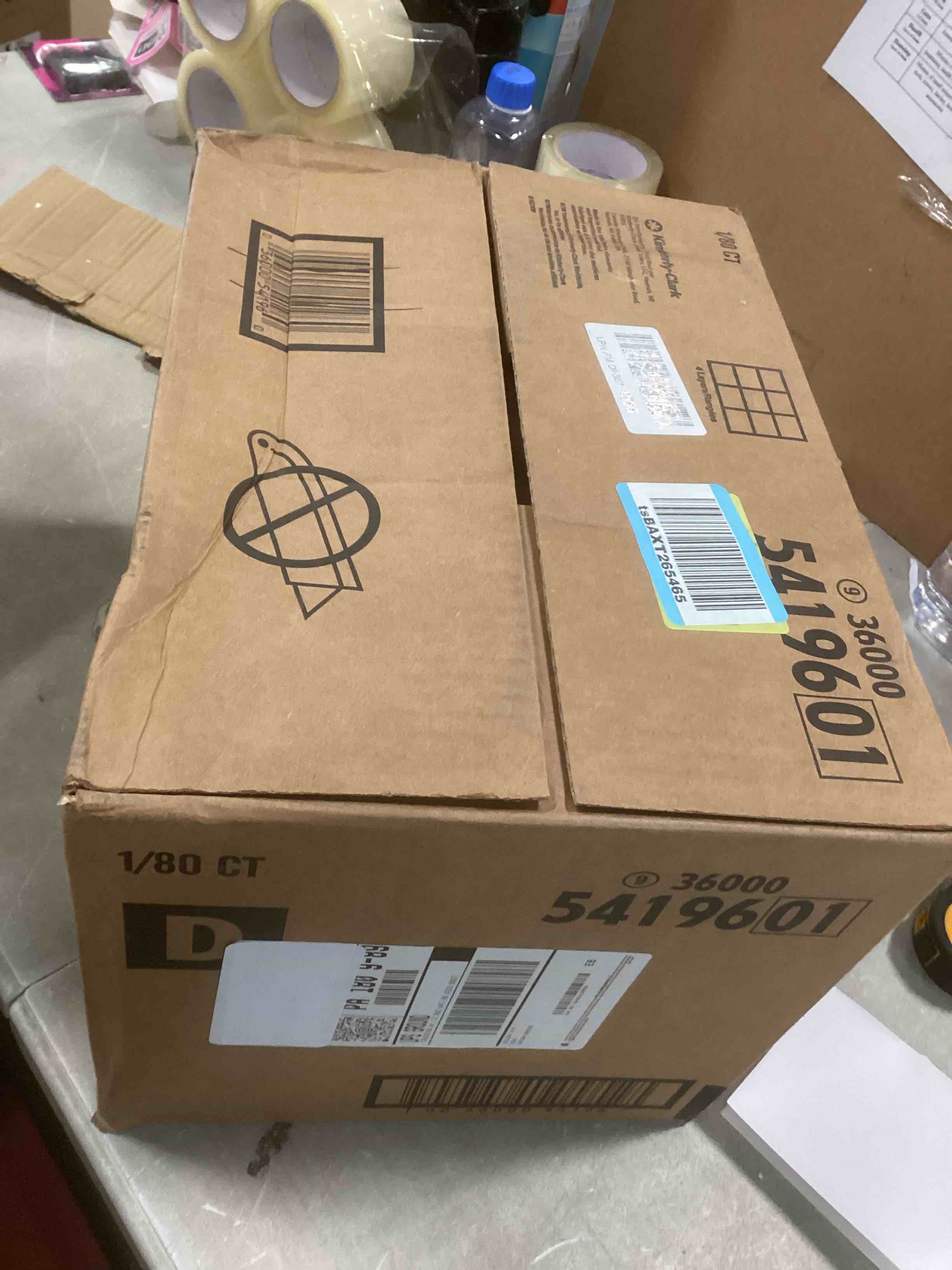 https://s3.amazonaws.com/lotting-images-prod/bidfta/TEA1729996_1733333607890.jpeg
