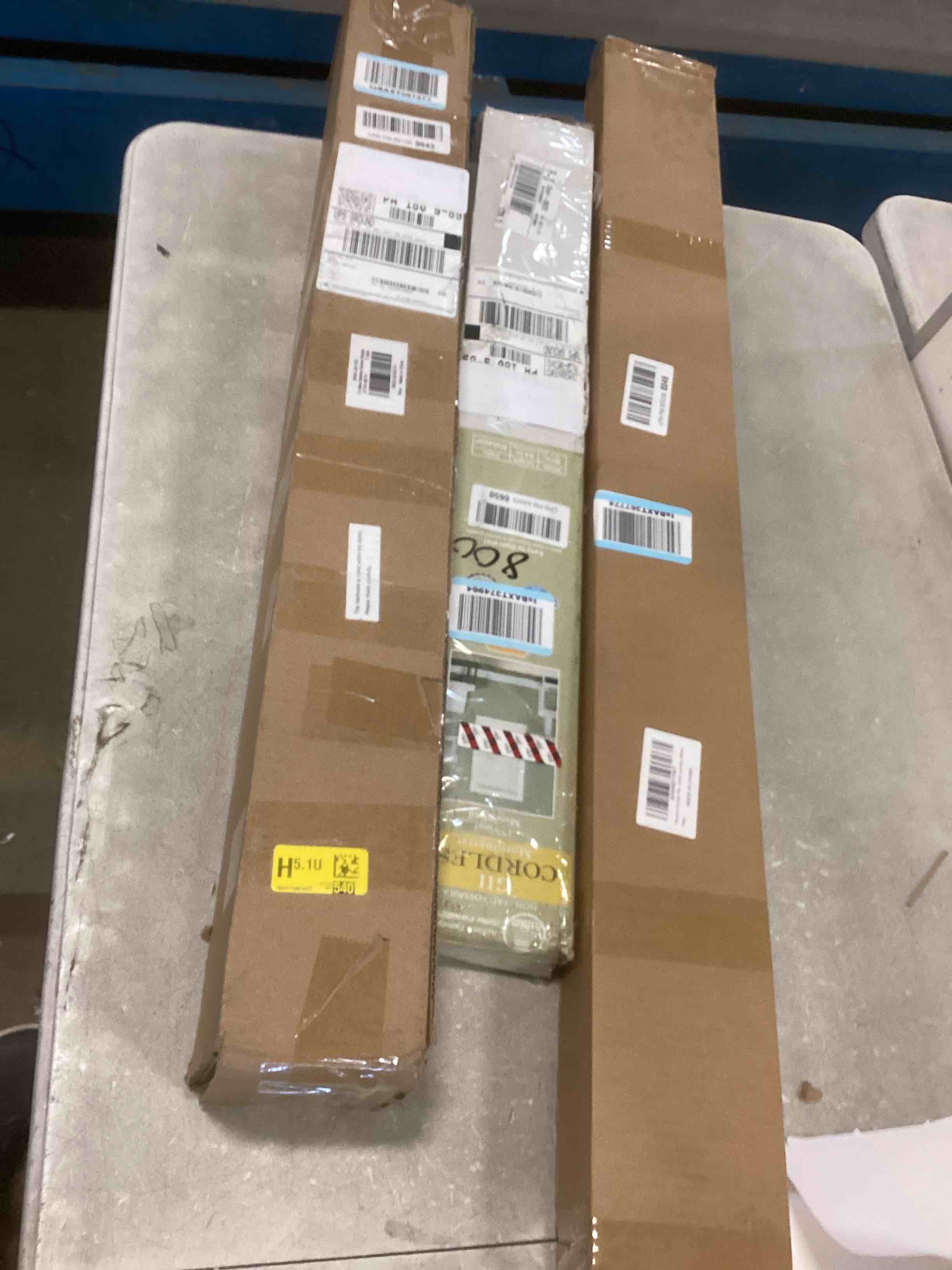 https://s3.amazonaws.com/lotting-images-prod/bidfta/TEA1730131_1733414307339.jpeg