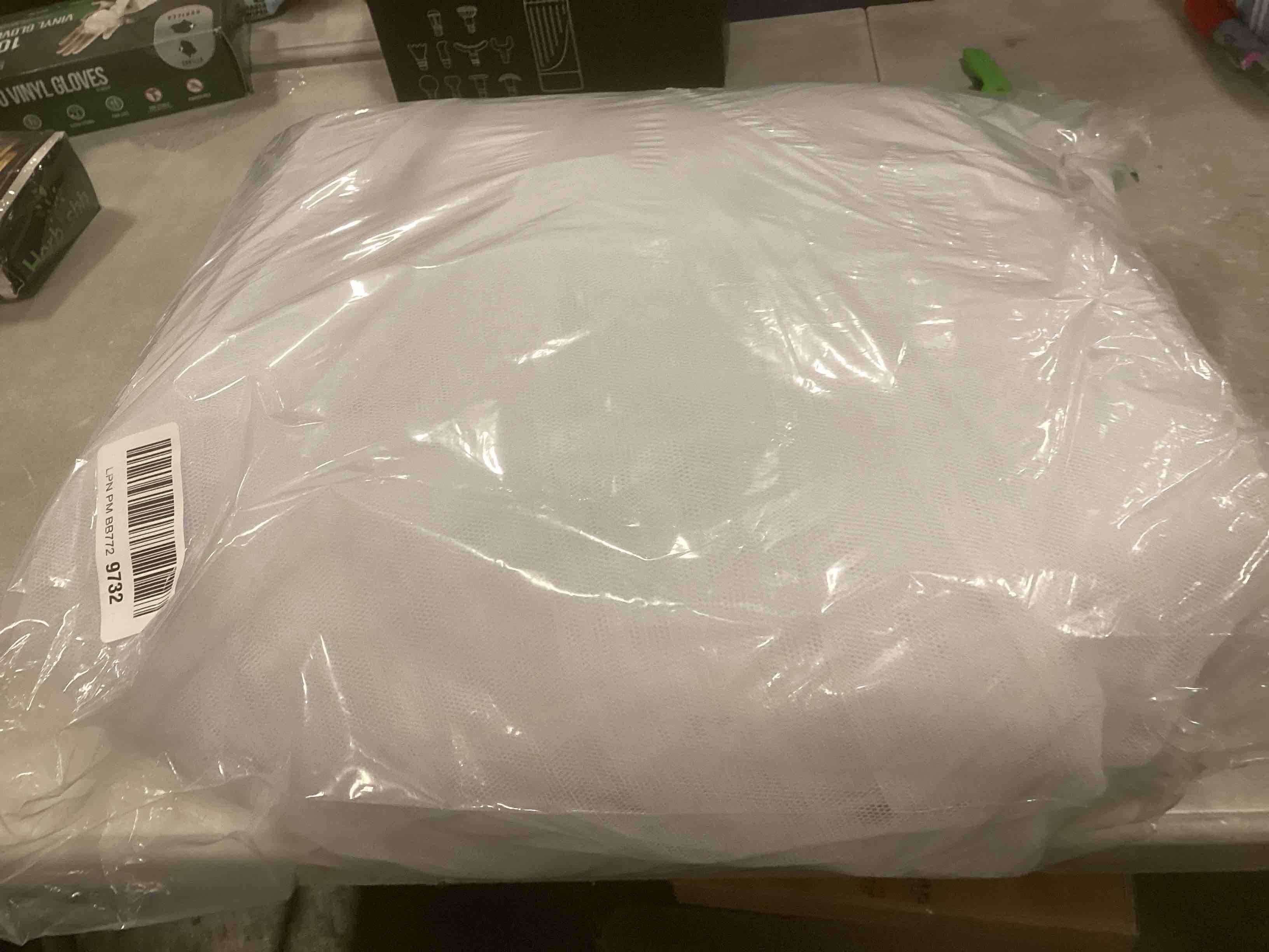 https://s3.amazonaws.com/lotting-images-prod/bidfta/TEA1730383_1733500733806.jpeg
