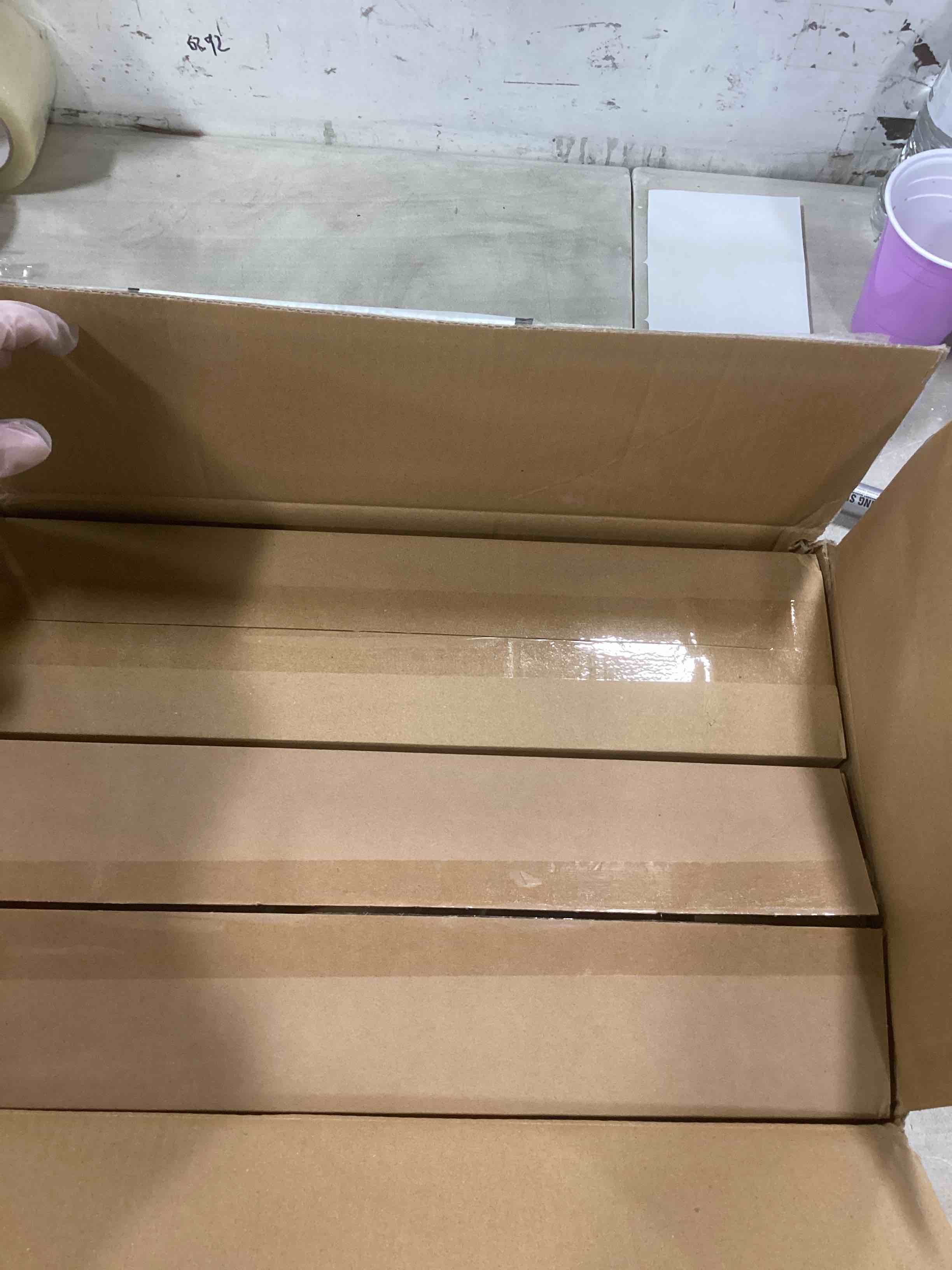 https://s3.amazonaws.com/lotting-images-prod/bidfta/TEA1730802_1733844687215.jpeg
