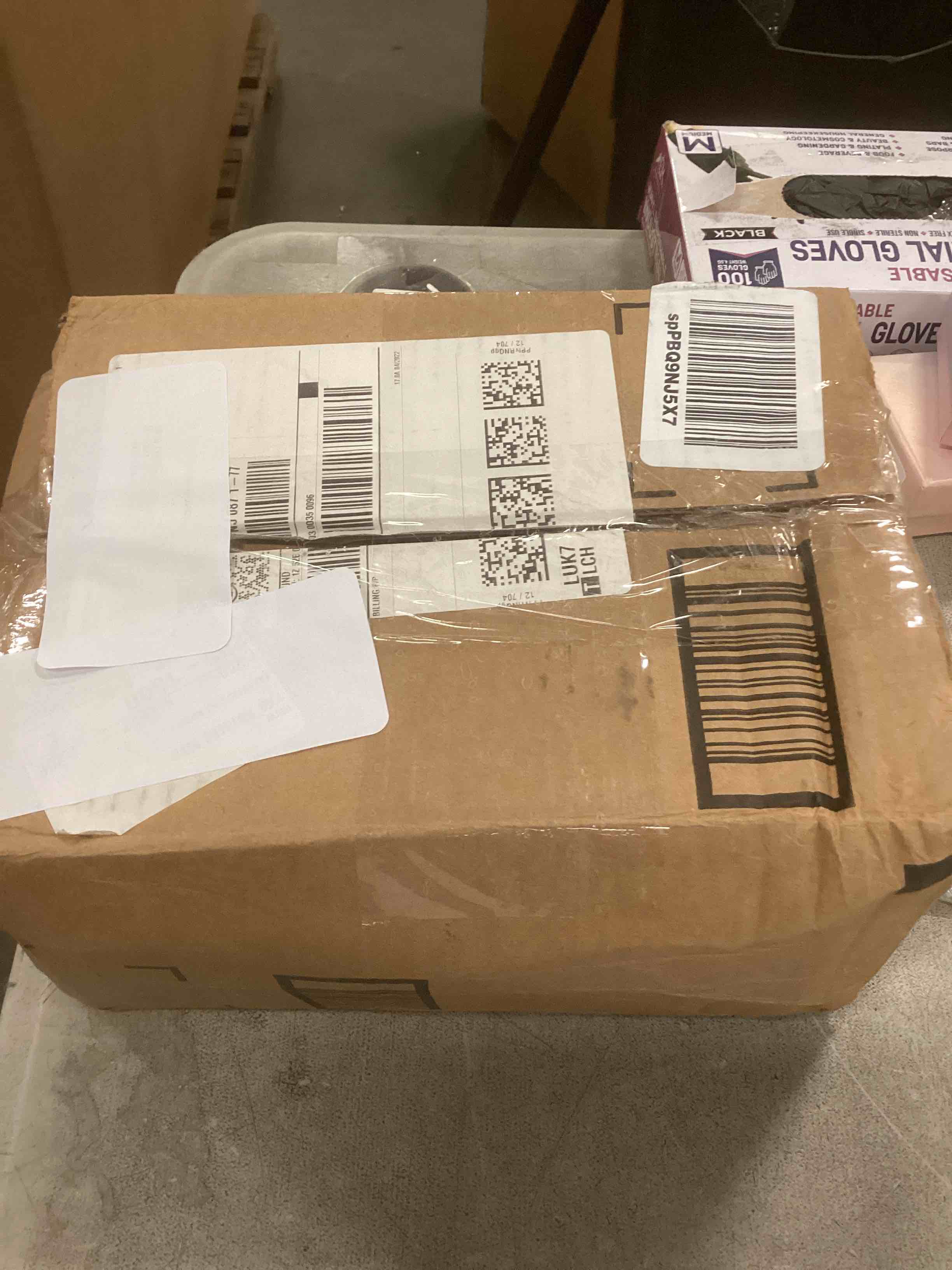 https://s3.amazonaws.com/lotting-images-prod/bidfta/TEA1731148_1734006593814.jpeg