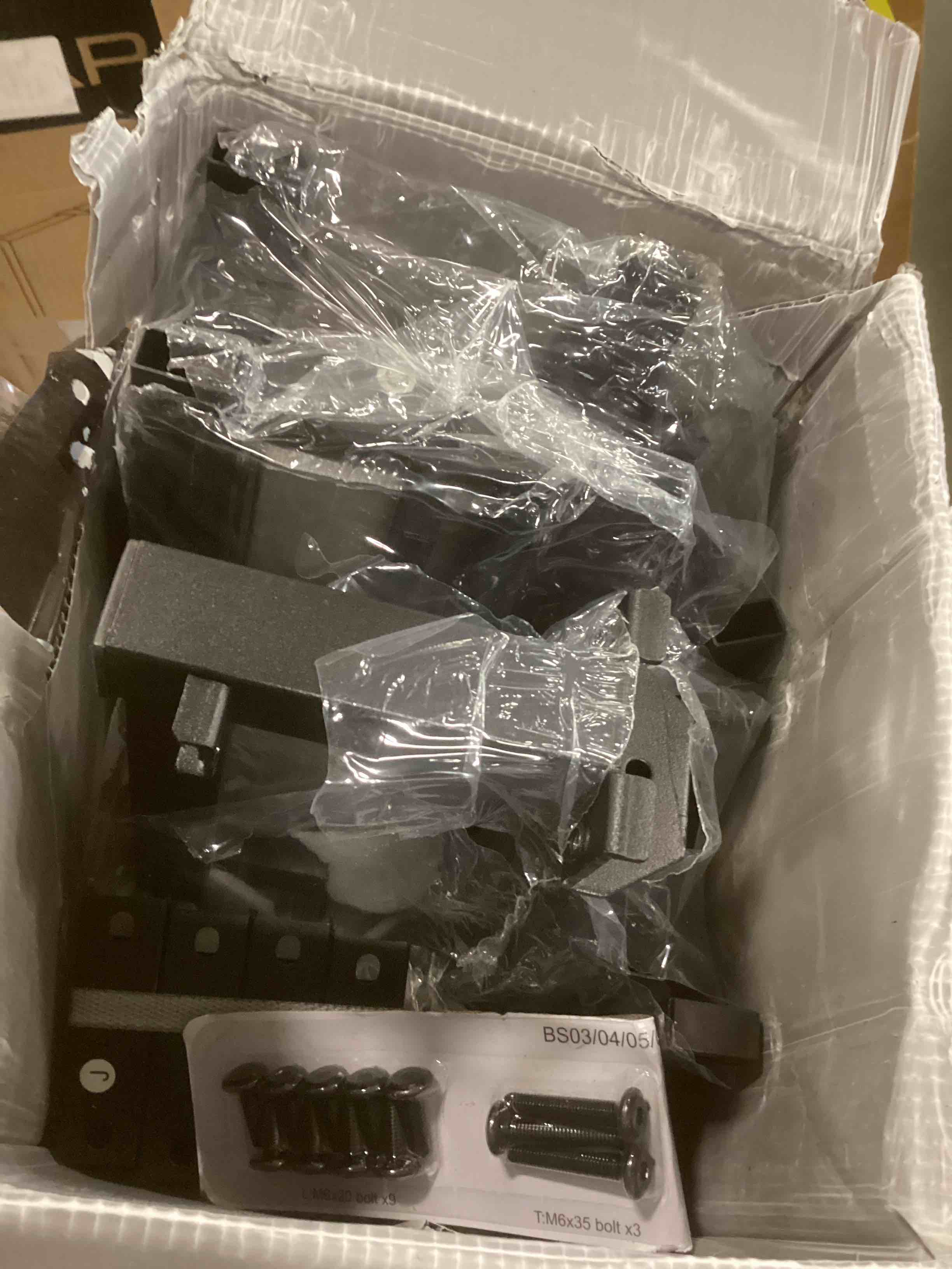 https://s3.amazonaws.com/lotting-images-prod/bidfta/TEA1731343_1734097857042.jpeg