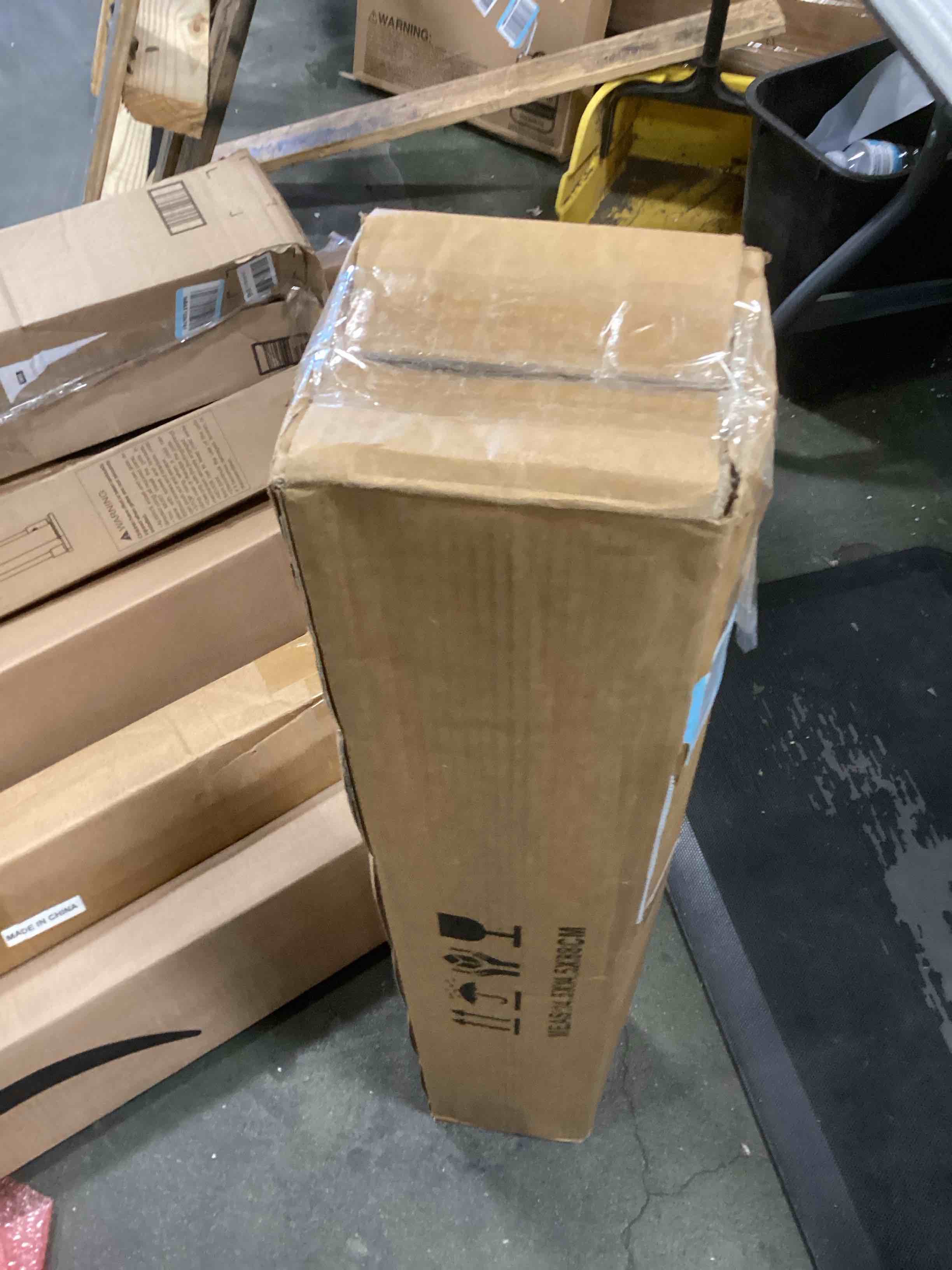 https://s3.amazonaws.com/lotting-images-prod/bidfta/TEA1732123_1732649466158.jpeg