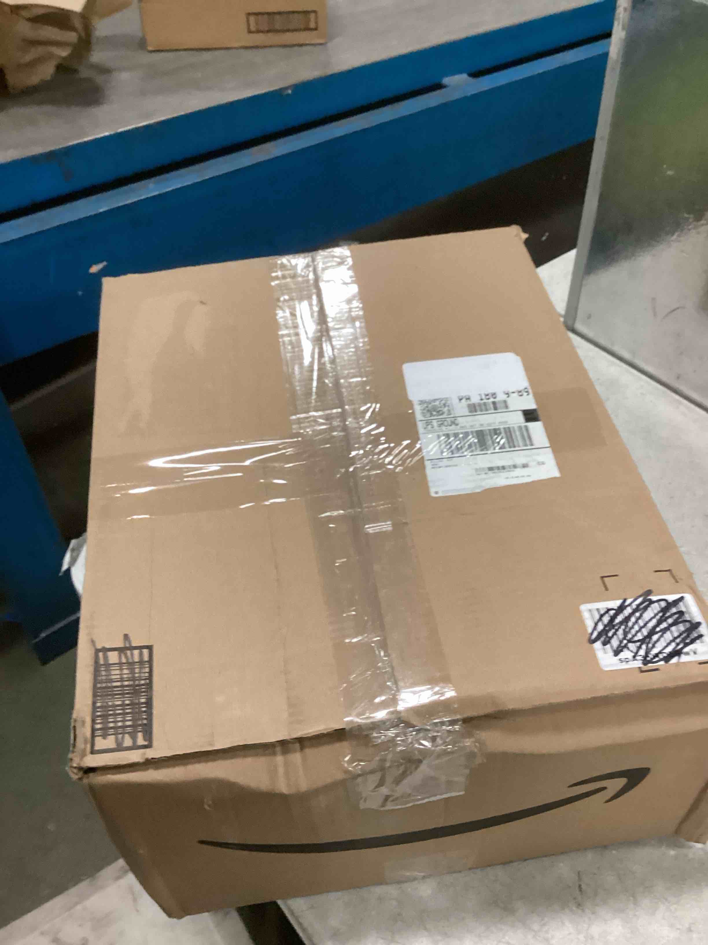 https://s3.amazonaws.com/lotting-images-prod/bidfta/TEA1732201_1732711341703.jpeg