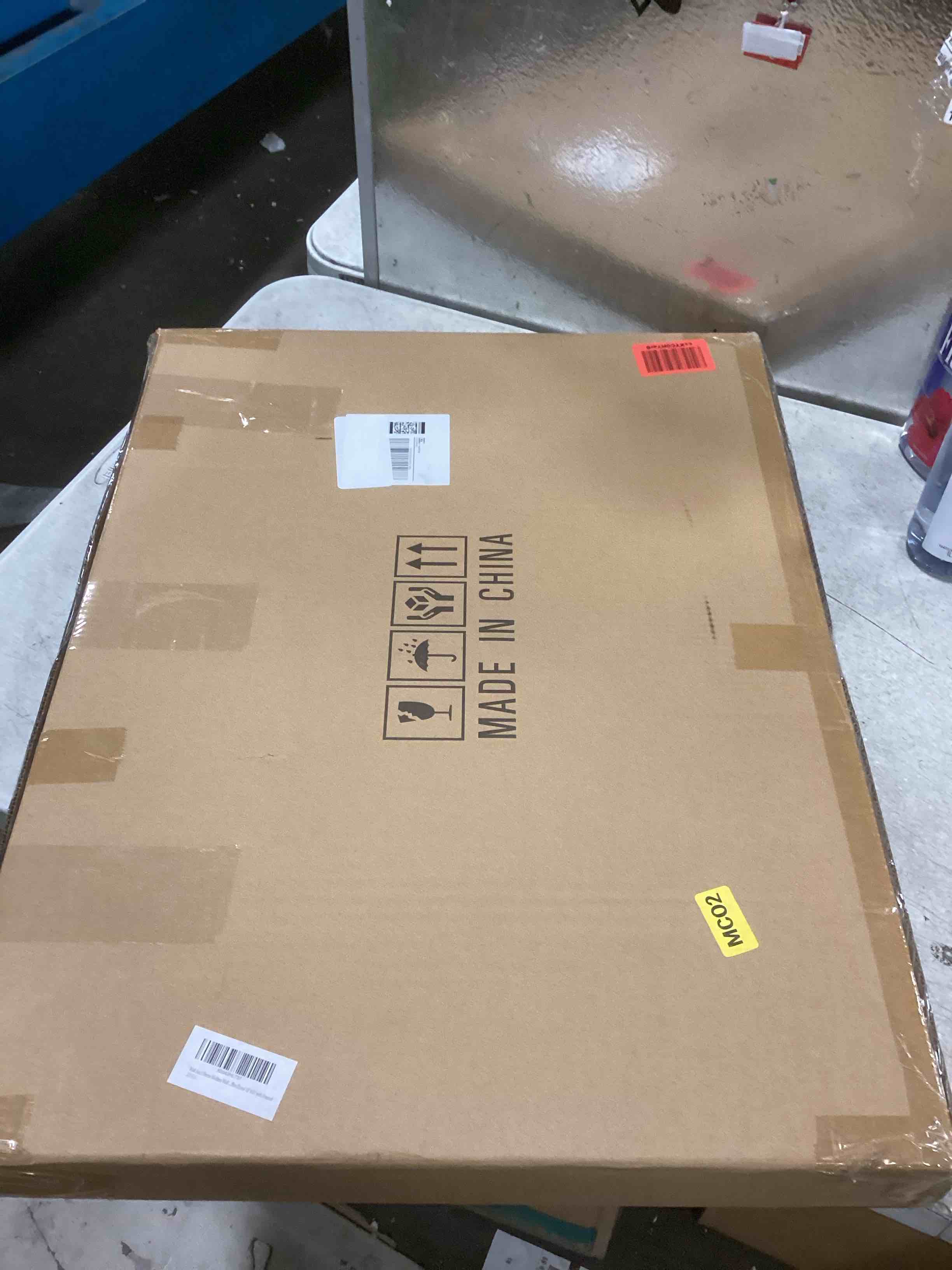 https://s3.amazonaws.com/lotting-images-prod/bidfta/TEA1732389_1732733845038.jpeg