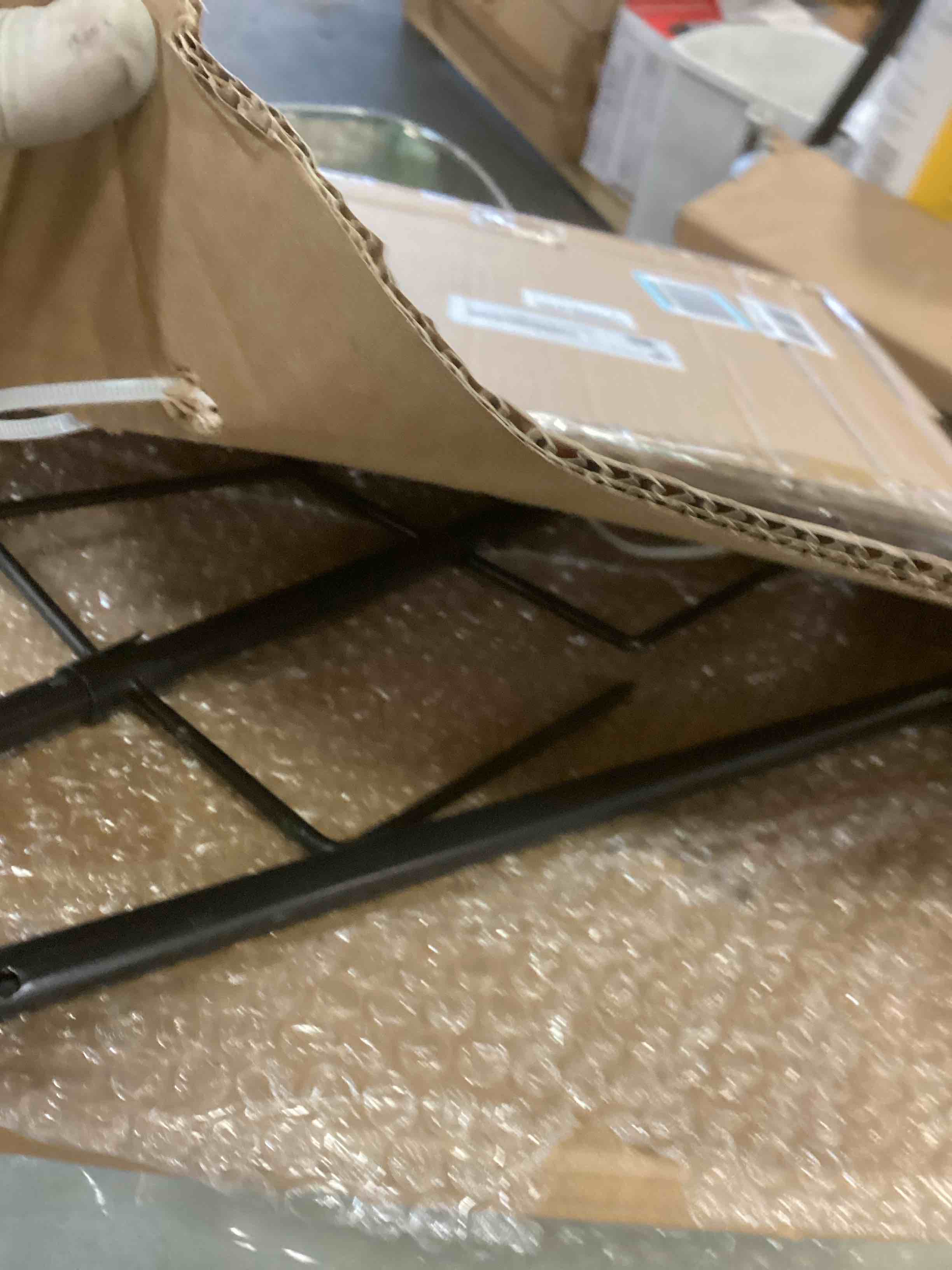 https://s3.amazonaws.com/lotting-images-prod/bidfta/TEA1732803_1733158849021.jpeg