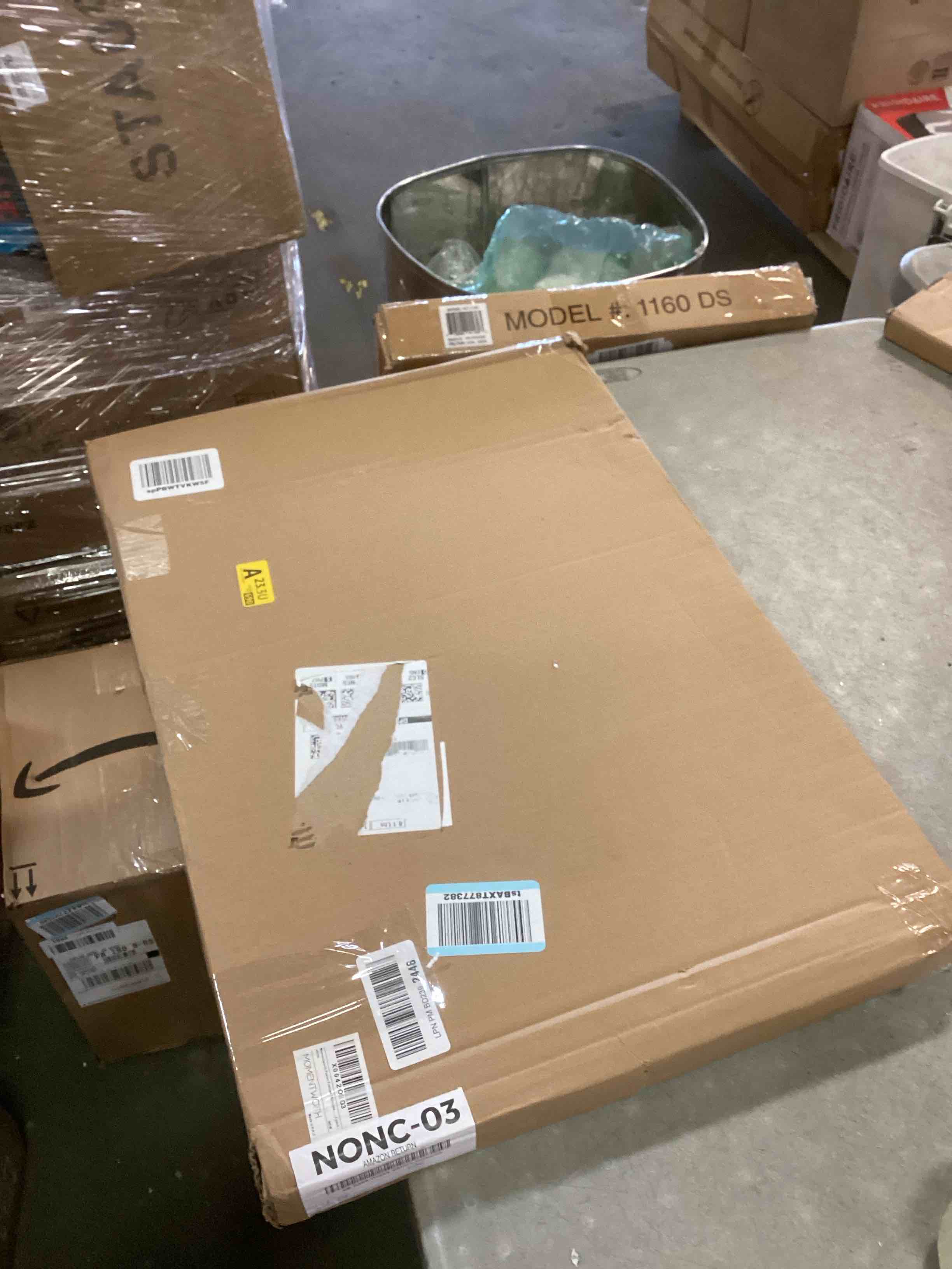 https://s3.amazonaws.com/lotting-images-prod/bidfta/TEA1732809_1733159320845.jpeg