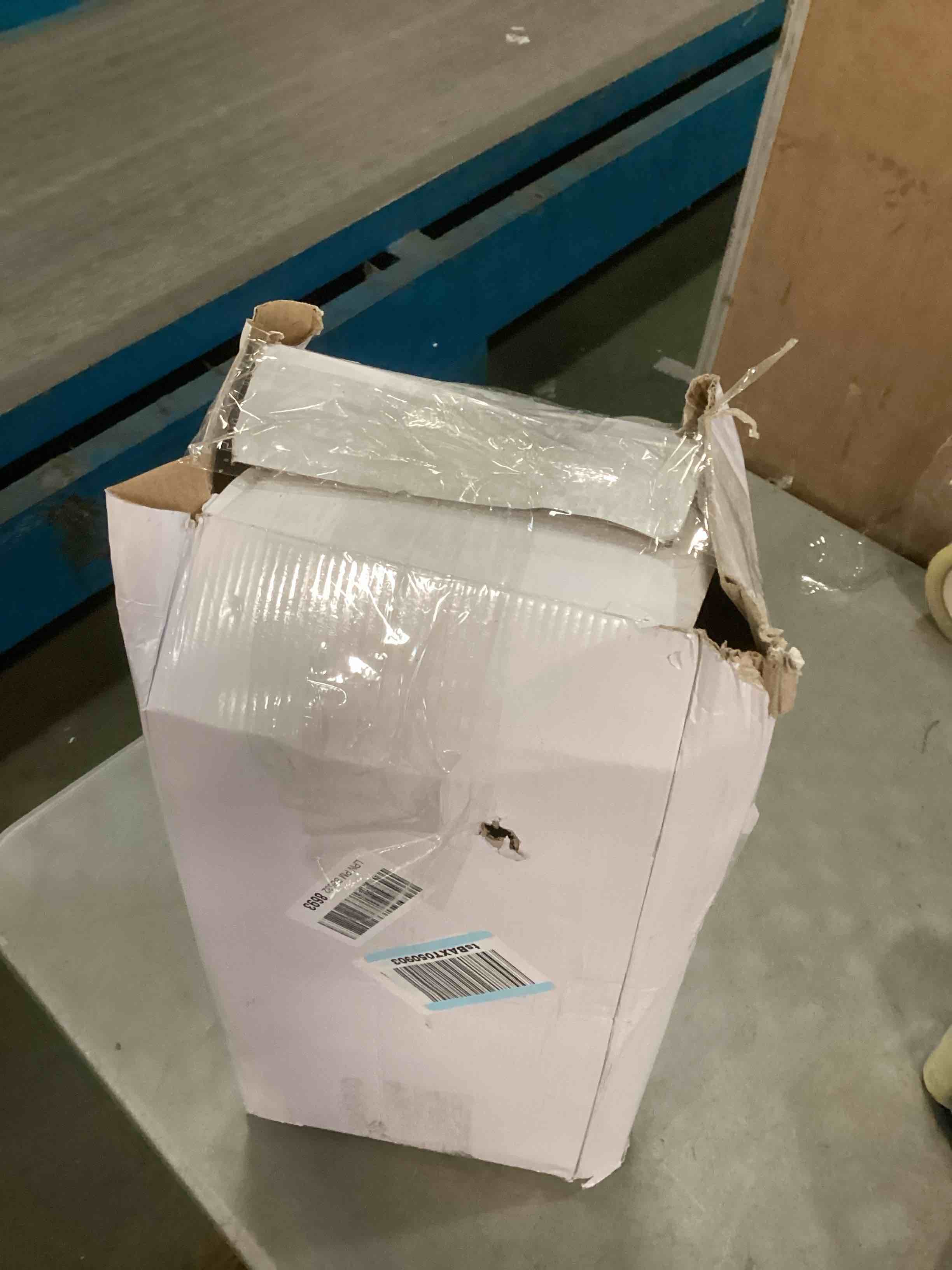 https://s3.amazonaws.com/lotting-images-prod/bidfta/TEA1733058_1733249787238.jpeg