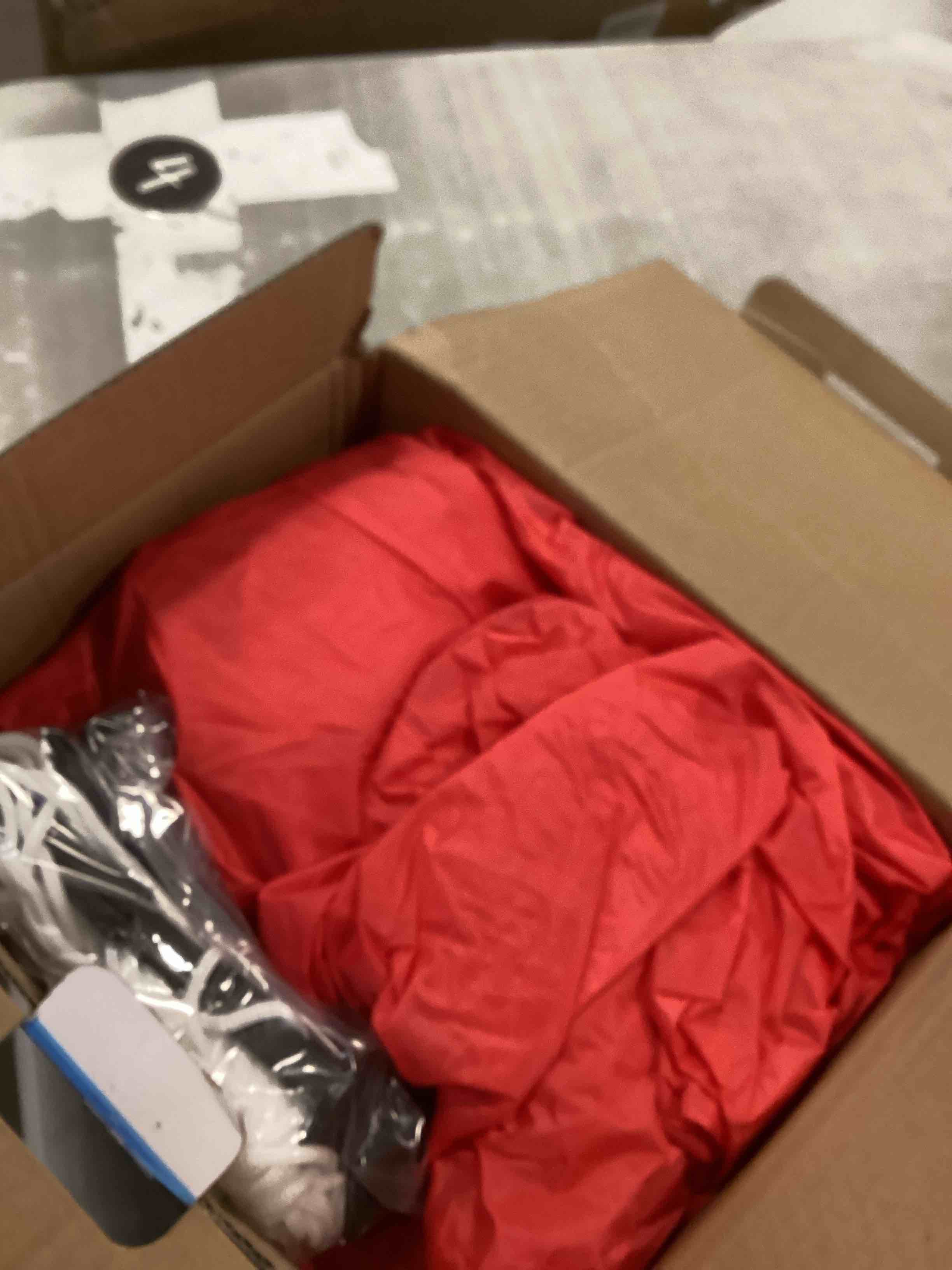 https://s3.amazonaws.com/lotting-images-prod/bidfta/TEA1733203_1733320981444.jpeg