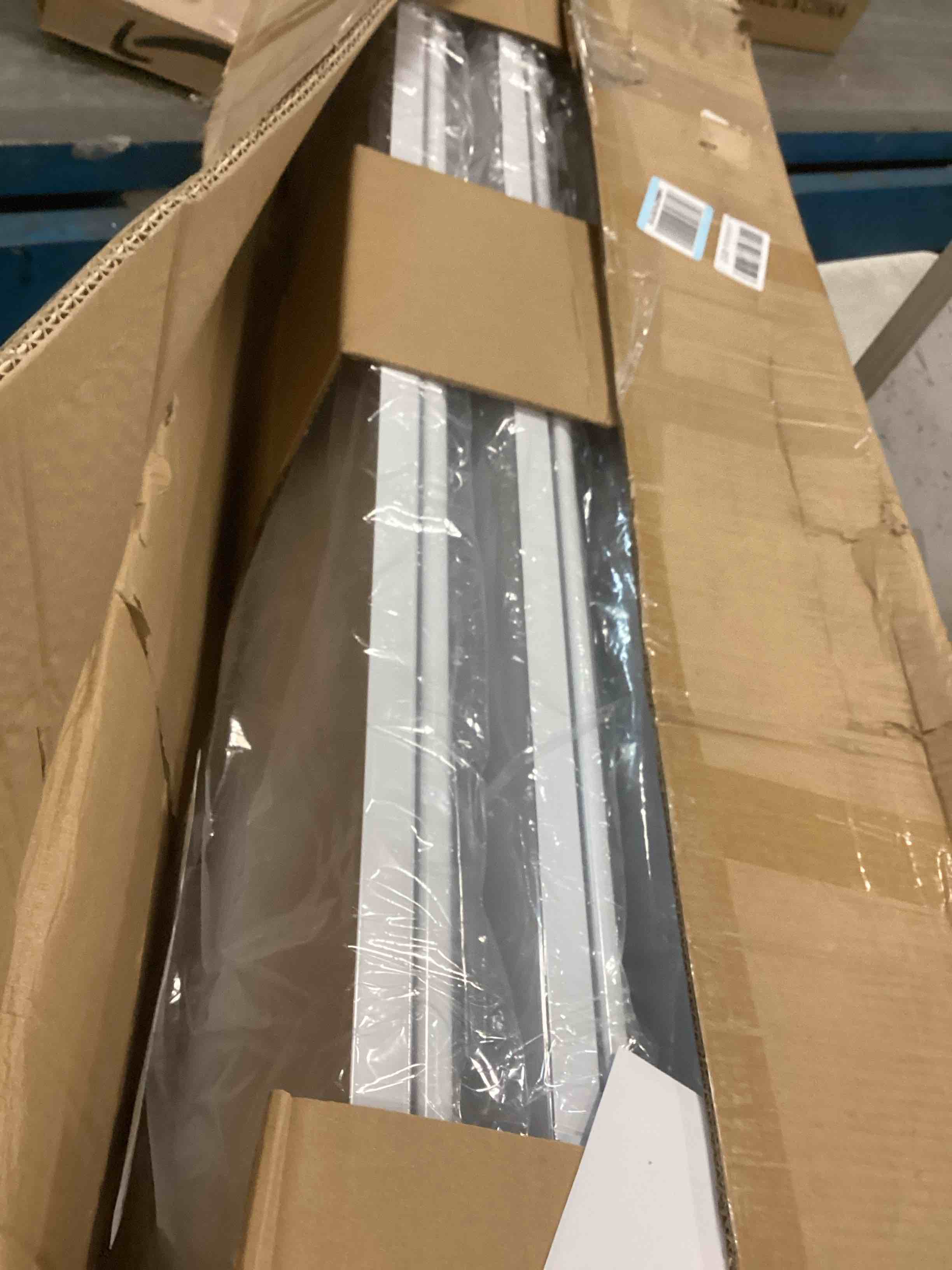 https://s3.amazonaws.com/lotting-images-prod/bidfta/TEA1734023_1733759870344.jpeg
